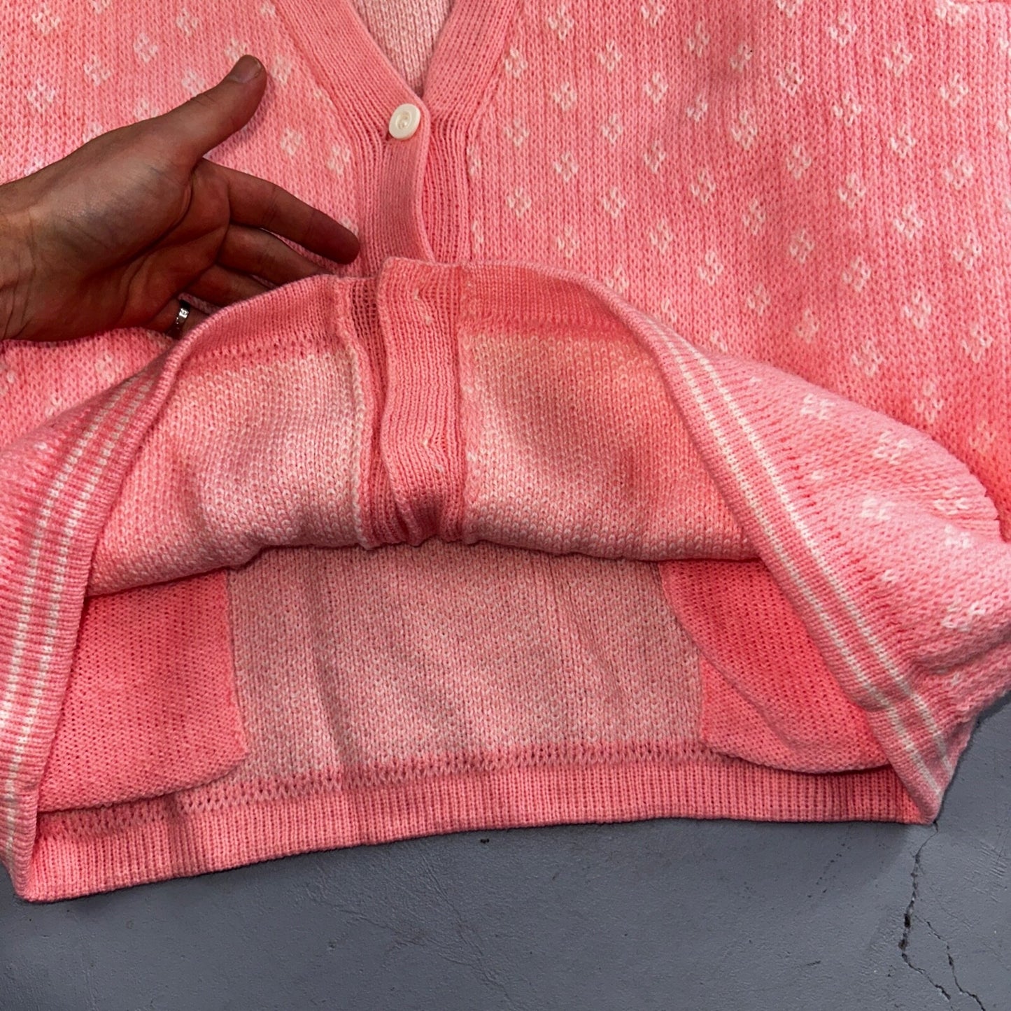 Vintage Pink Knit Sweater Cardigan Womens 70s 80s Basic Cozy Essential Winter