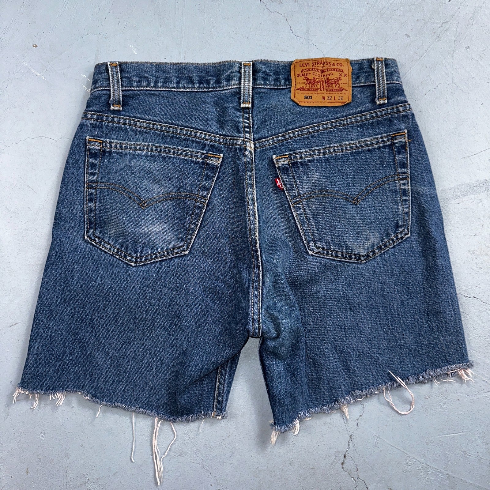 Levis 501 Vintage 80s USA XX Shorts Cut Off Blue Light Wash 32x32 Act 31x6