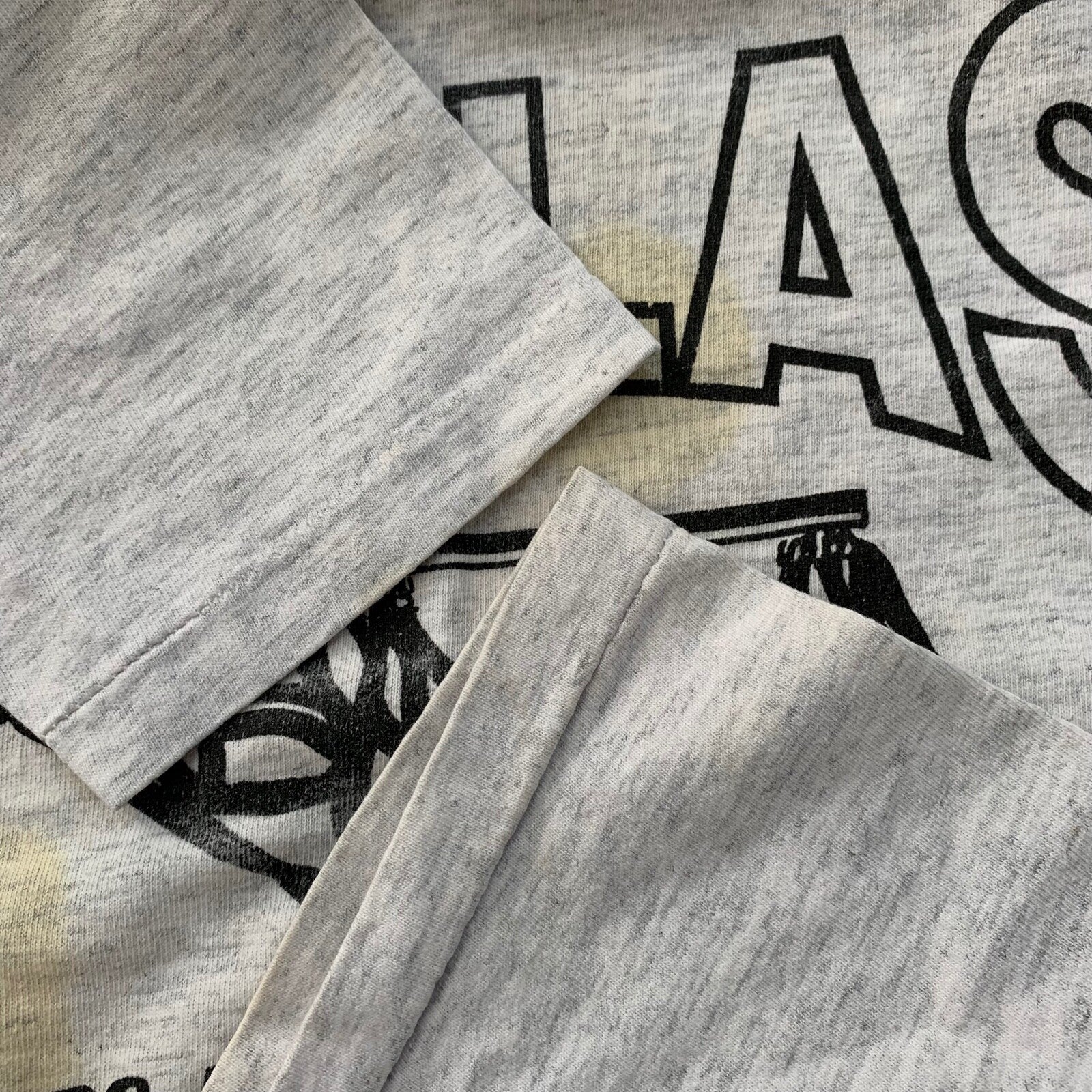 Oneita Boys Dallas Vintage T Shirt Basketball Sports Oregon Medium Gray 90s