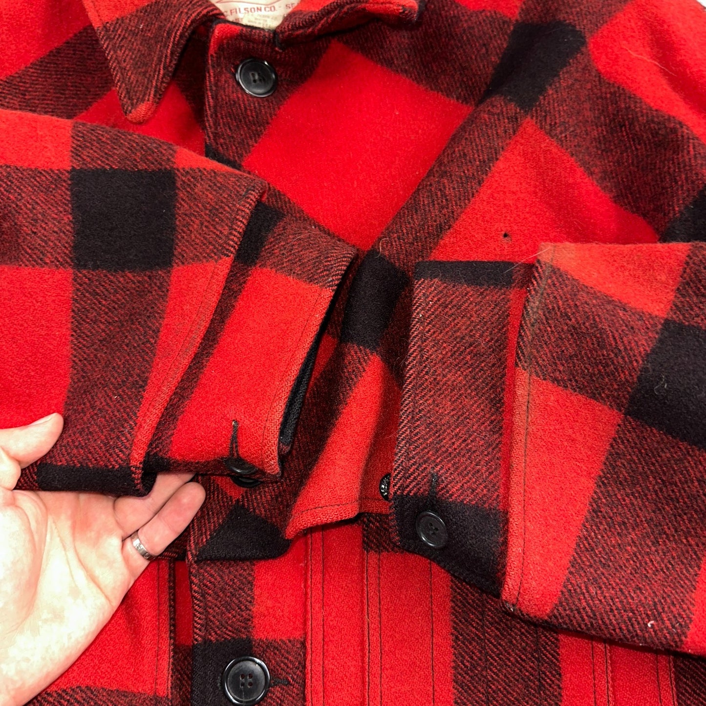 Filson Double Mackinaw Cruiser Coat Jacket Mens 46 Red Plaid Wool 70s Vintage