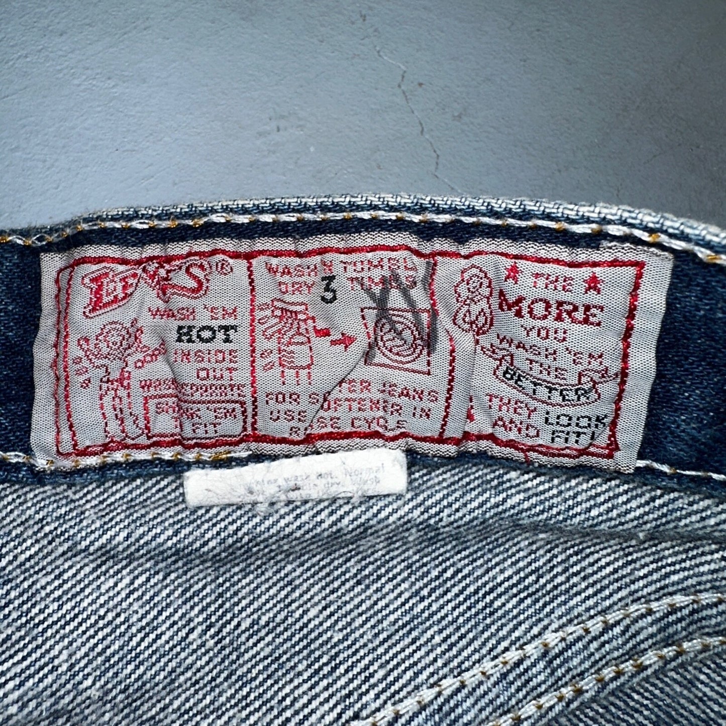 Levis 501 Vintage 80s USA XX Straight Leg Jeans Blue 26501 Med Wash Act 25x27