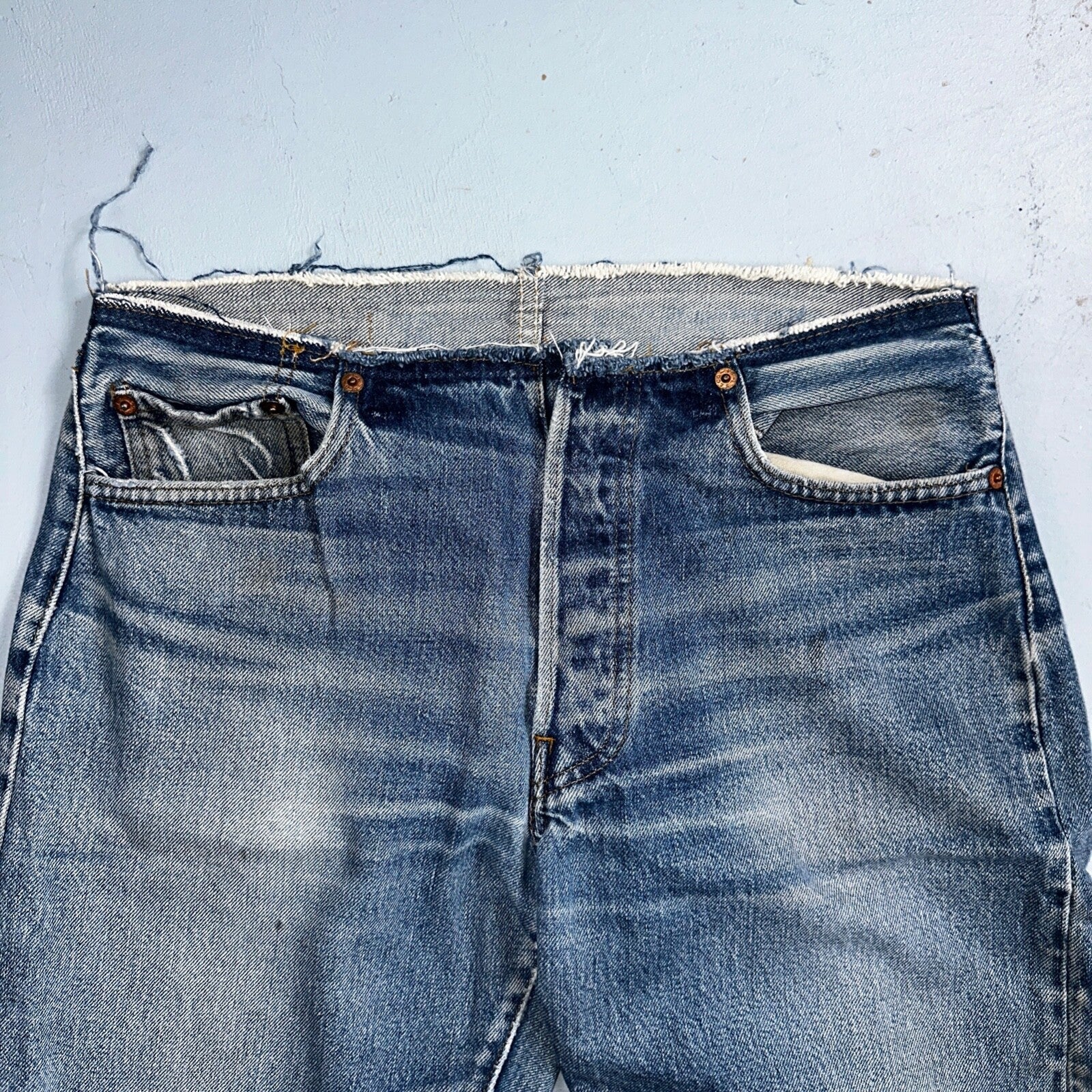 Levis 501 Vintage 80s Redline Selvedge USA XX Jeans Med Wash 31x36 Act 30x30