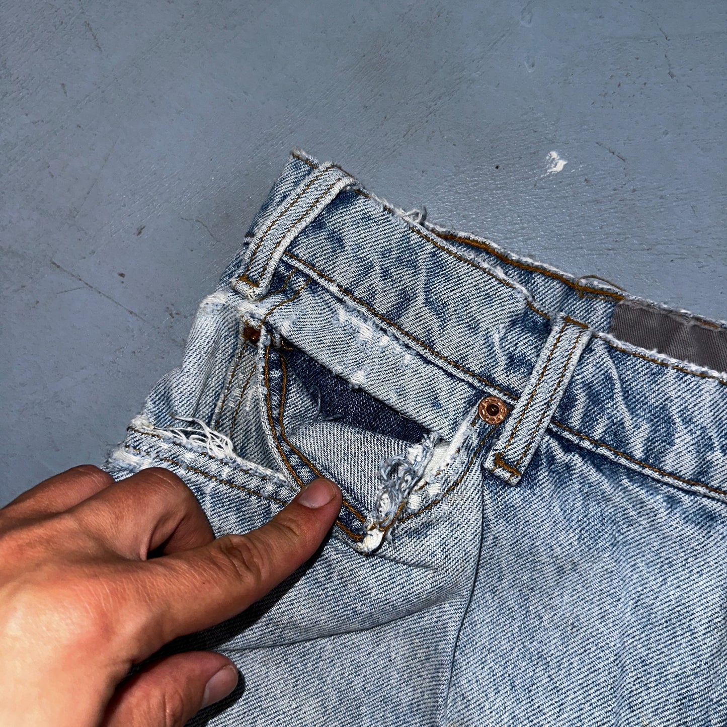 Levis 550 Vintage 90s USA Orange Tab Relaxed Blue Ligh Wash Jeans 36x32 Ac 33x30