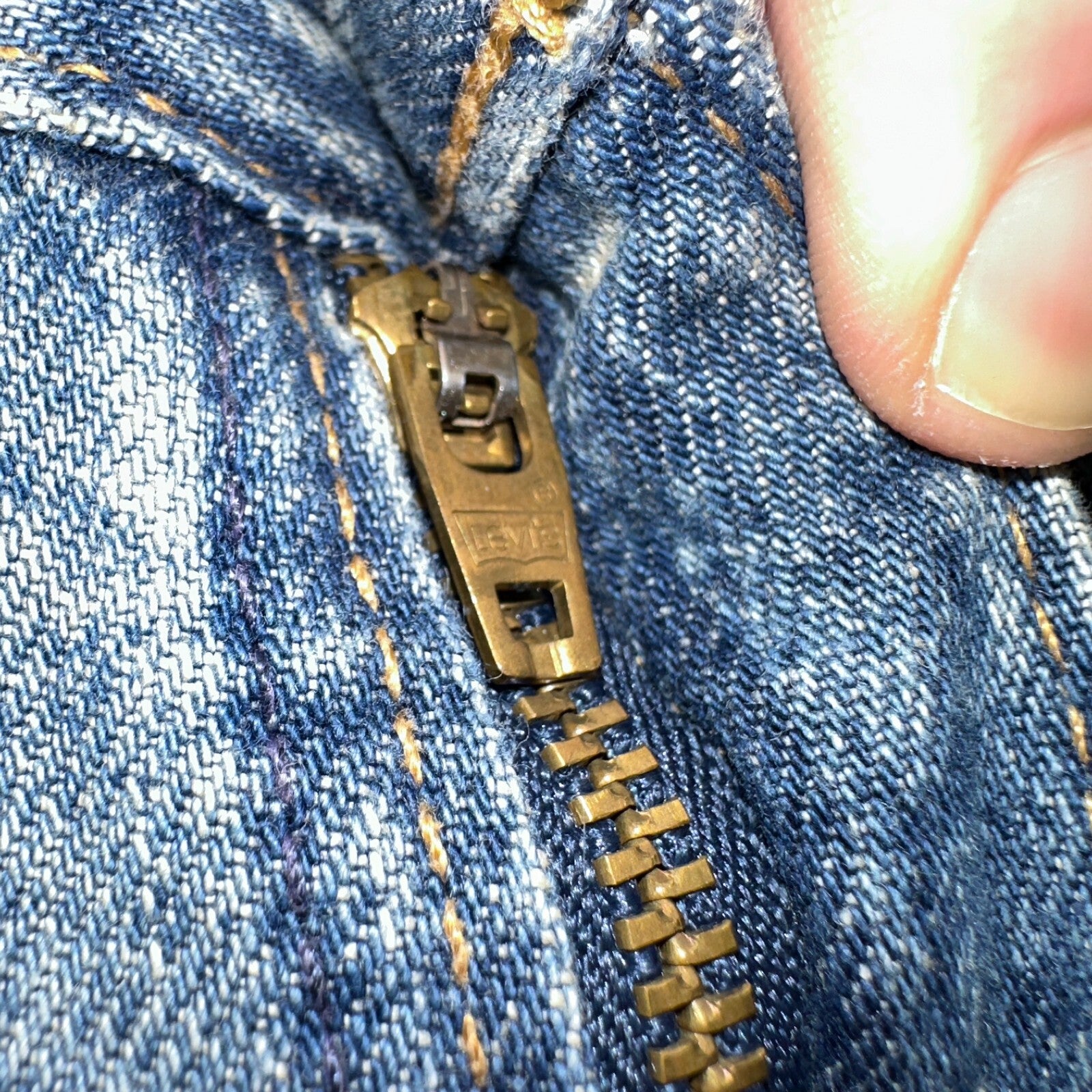 Levis 505 Vintage 90s USA XX Jeans Blue 501 Thrashed Med Wash 36x36 Act 36x30