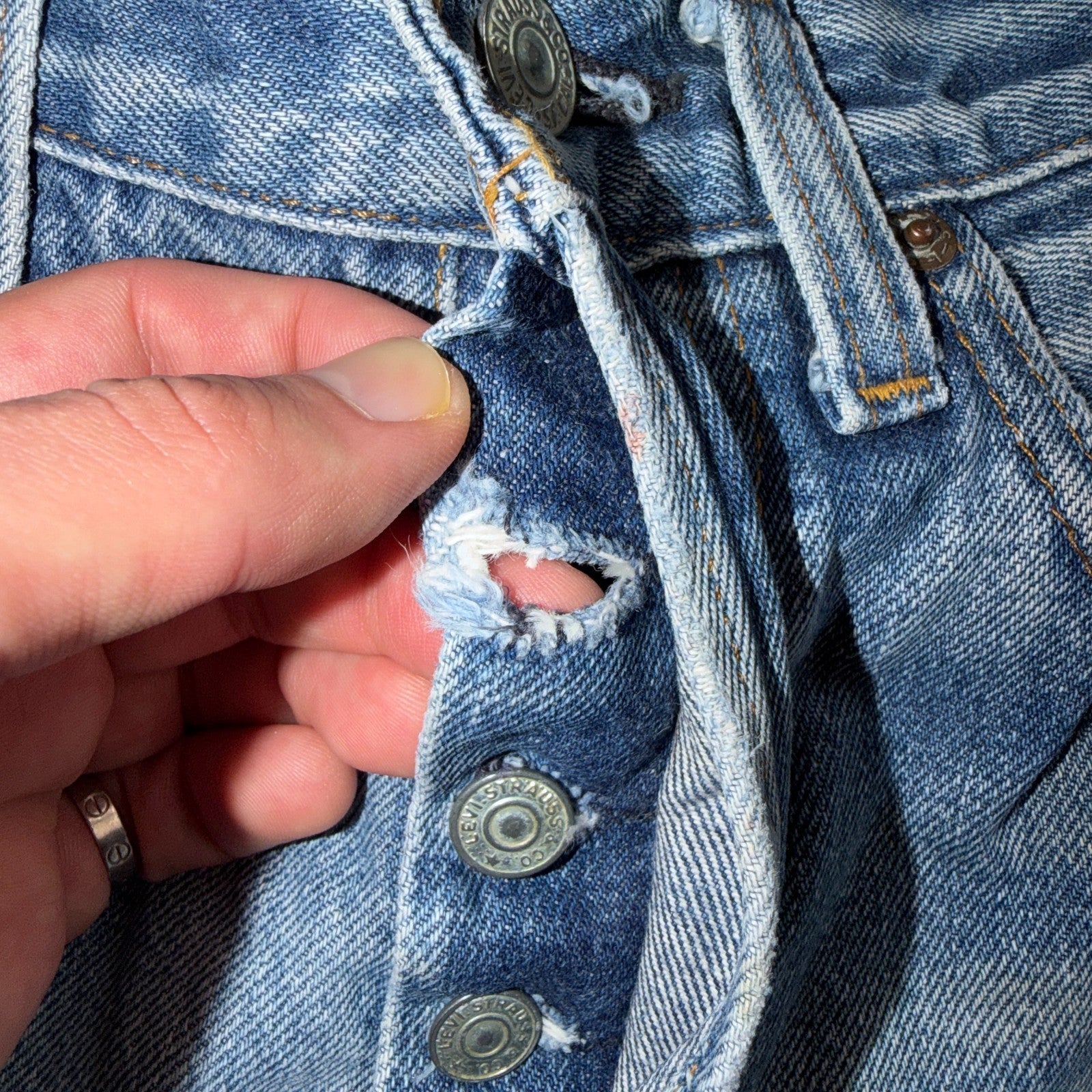 Levis 501 Vintage 80s Redline Selvedge USA XX Jeans Light Wash Act 28x30