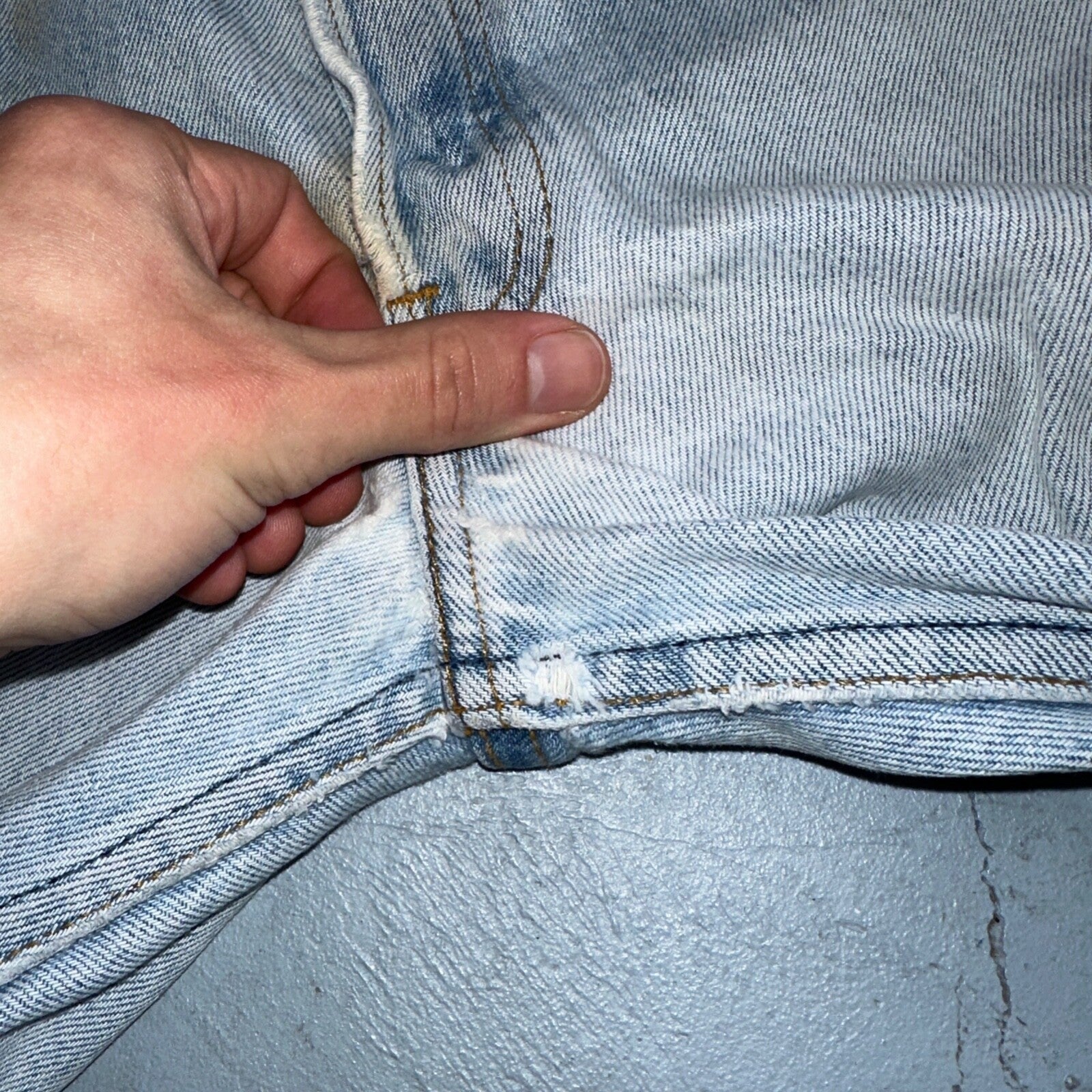 Levis 501 Vintage 90s USA XX Straight Leg Jeans Blue Light Wash 34x36 Act 31x32