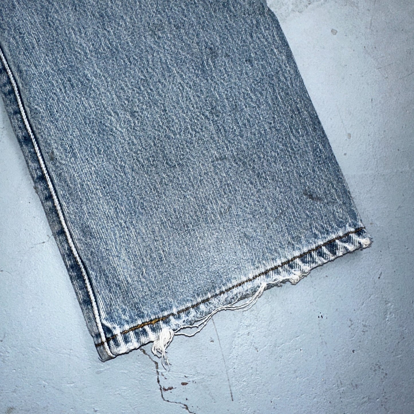 Levis 501 Vintage Y2K XX Straight Leg Jeans 90s Blue Light Wash 38x30 Act 35x26