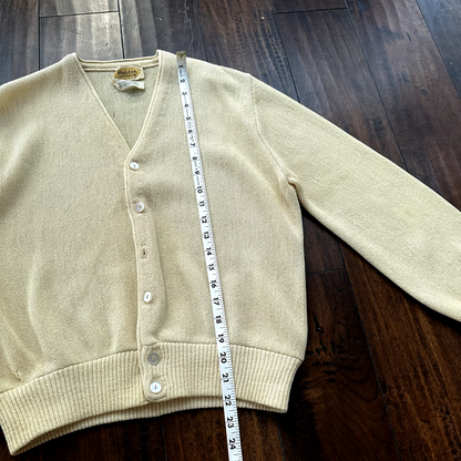 VTG 60s 70s Cardigan Sweater Alpaca Wool Kurt Cobain Cream Yellow Winter Cool