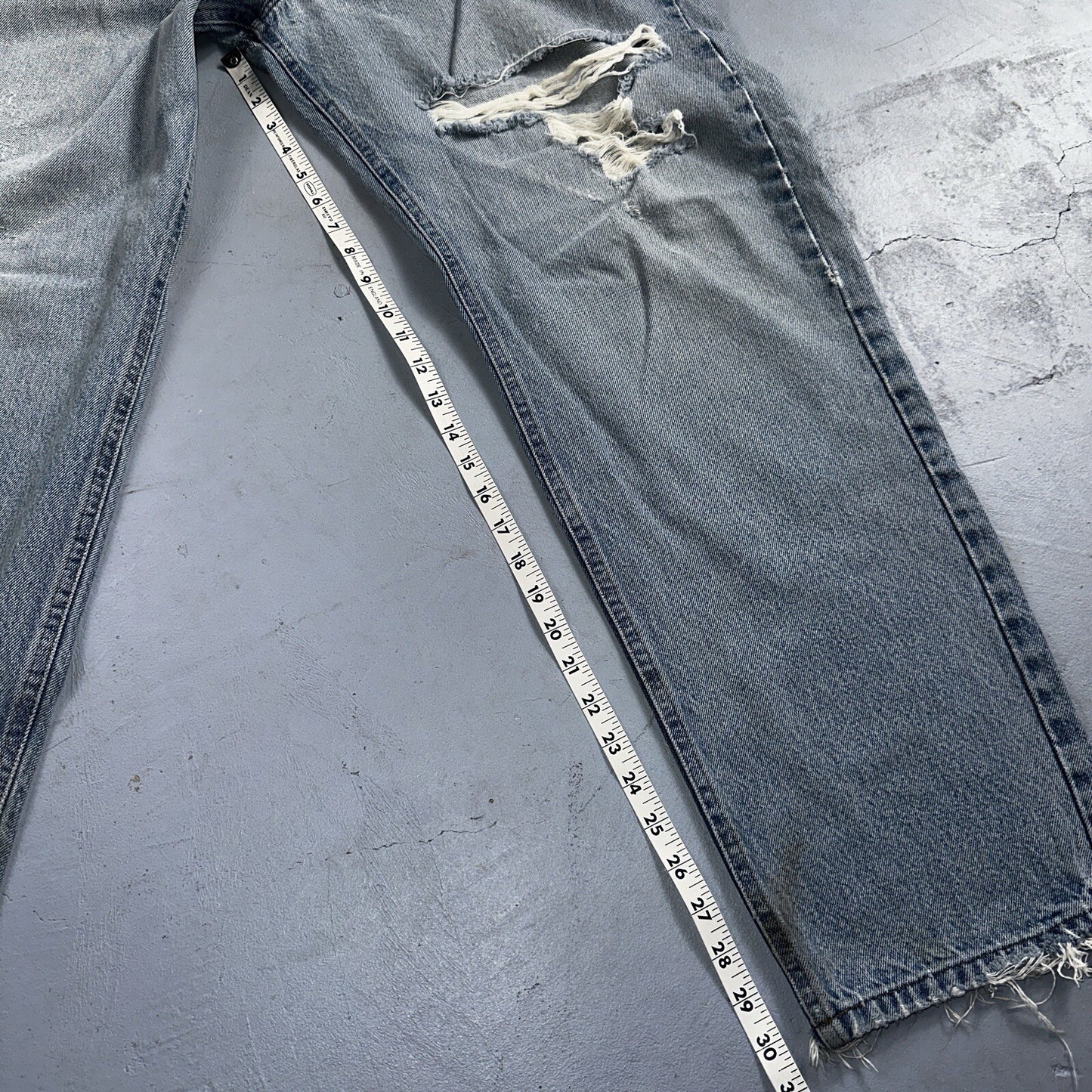 Carhartt B17 DST Relaxed Fit Denim Blue Jeans Mens 40x32 Workwear Denim