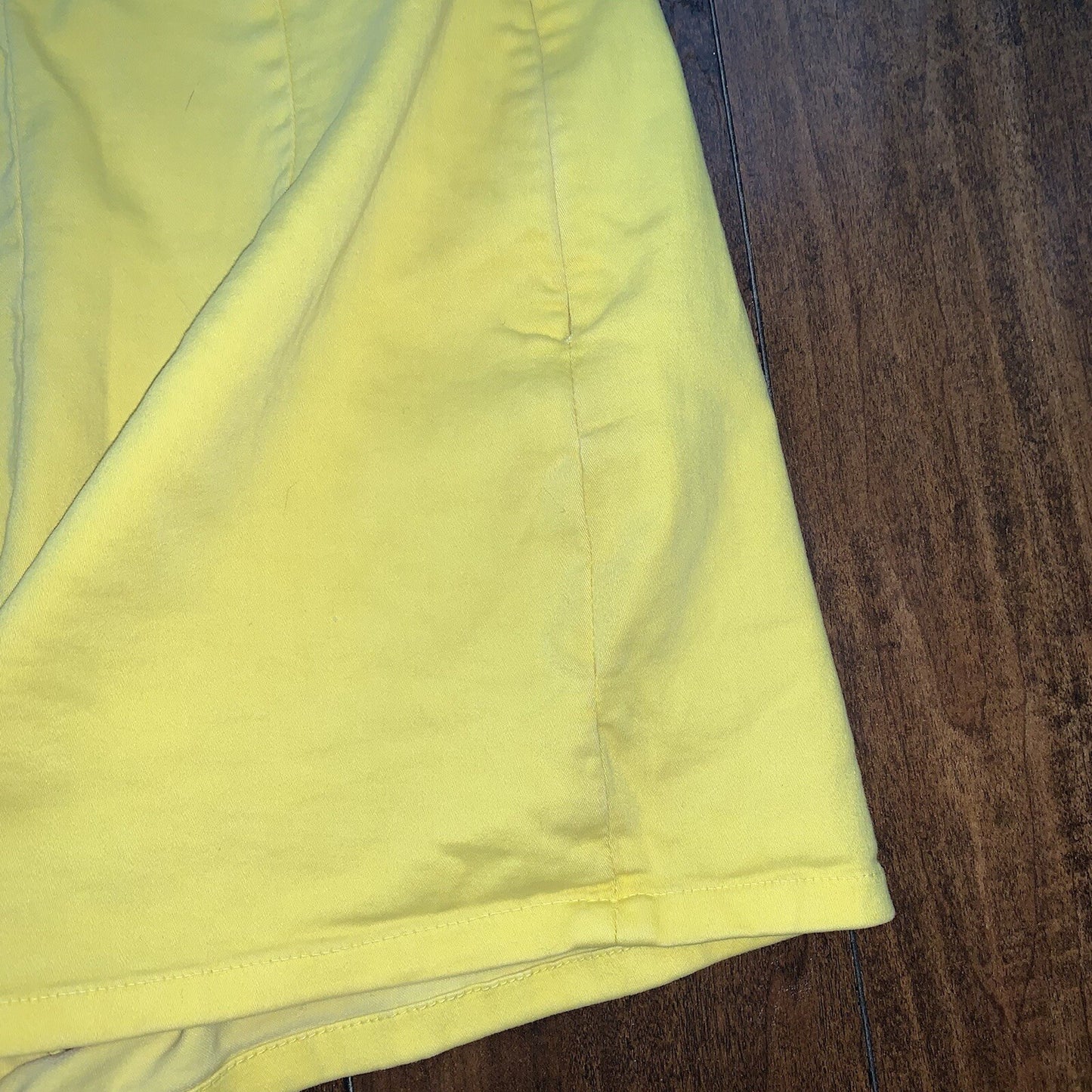 Zara Womens Small 6 Yellow Pleated Front Pockets Shorts Boho Festival