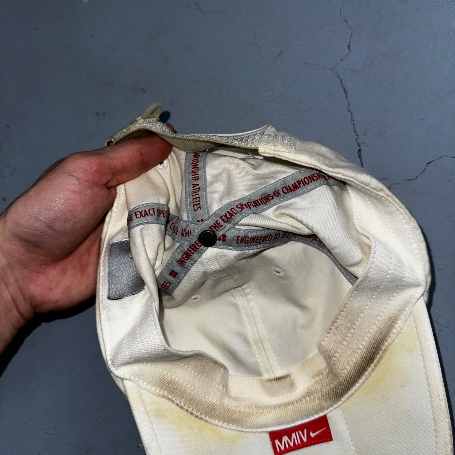 Nike Vintage Hat Cap Strap Back Swoosh Mesh Panel Tailwind Mens 90s Air Max