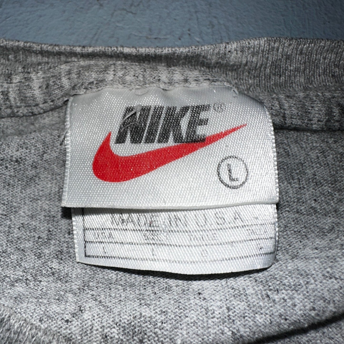 Nike 90s White Tag Basic VTG T Shirt Gray Simple Center Side Swoosh Gym USA