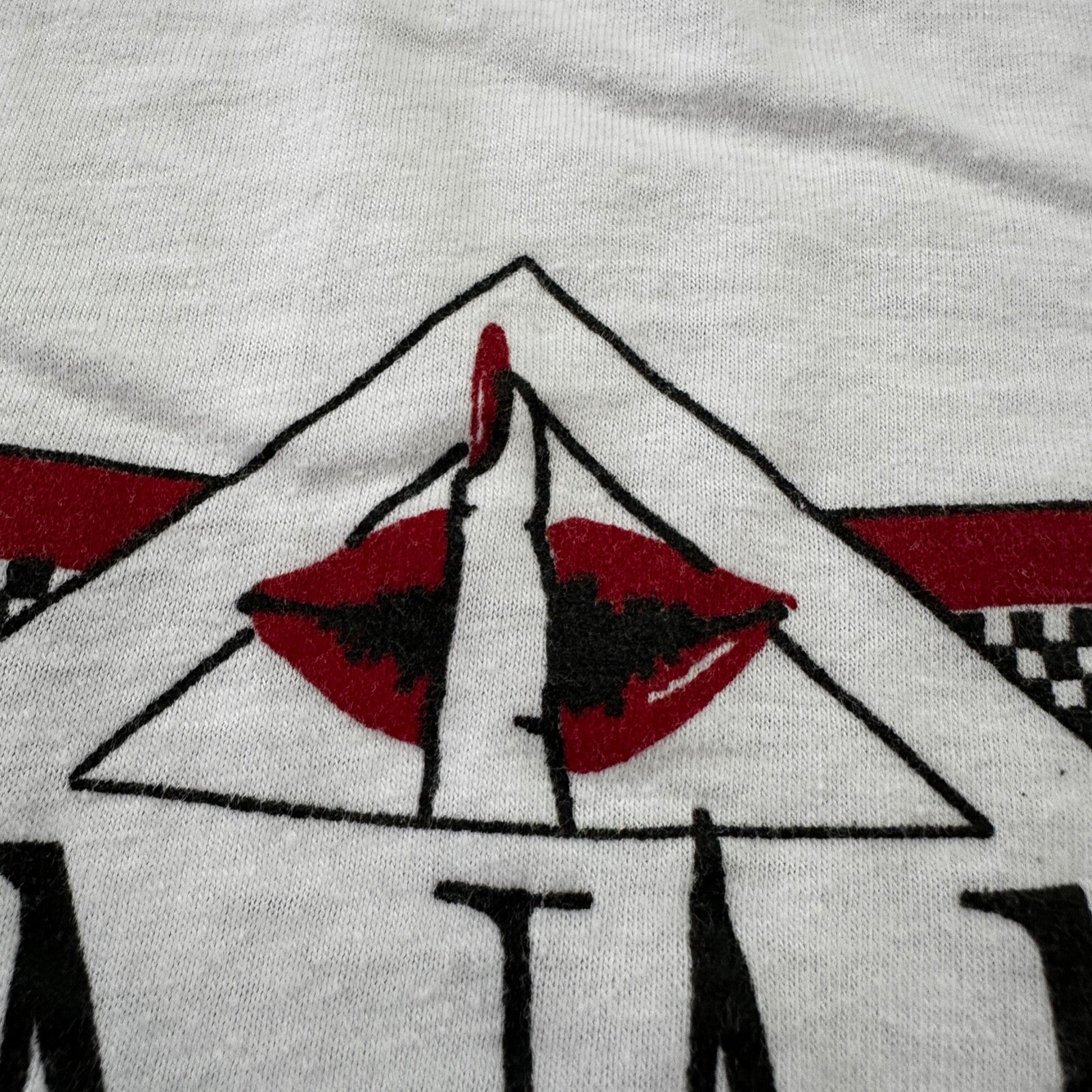 McNary Kissing Lips VTG T Shirt 90s Books High School Keizer Oregon Salem Cool