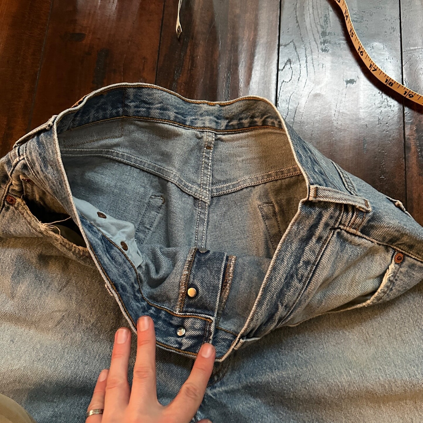 Levis 501 Vintage Y2K Straight Leg XX 2000s Jeans 36x34 Light Wash Act 33x33