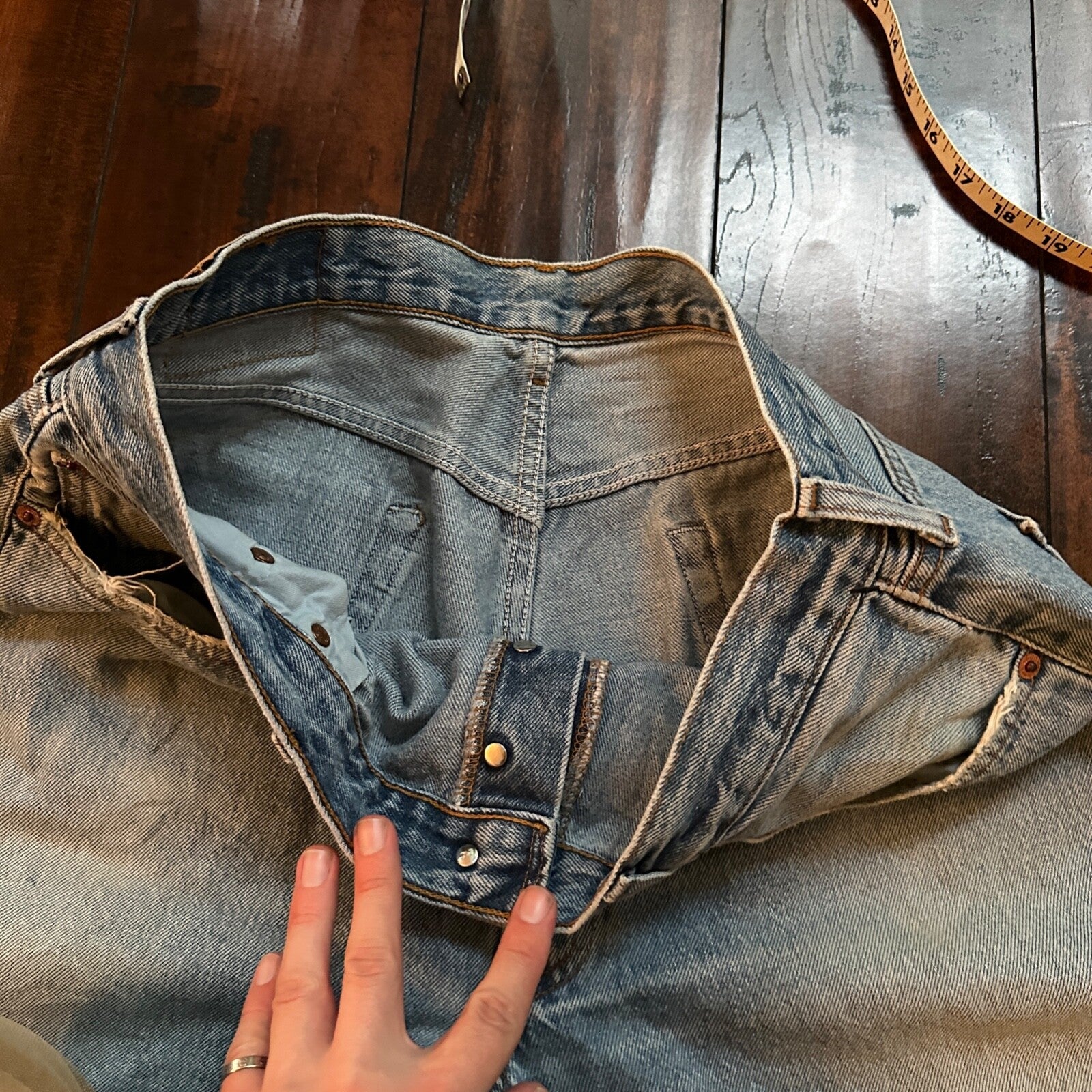 Levis 501 Vintage Y2K Straight Leg XX 2000s Jeans 36x34 Light Wash Act 33x33