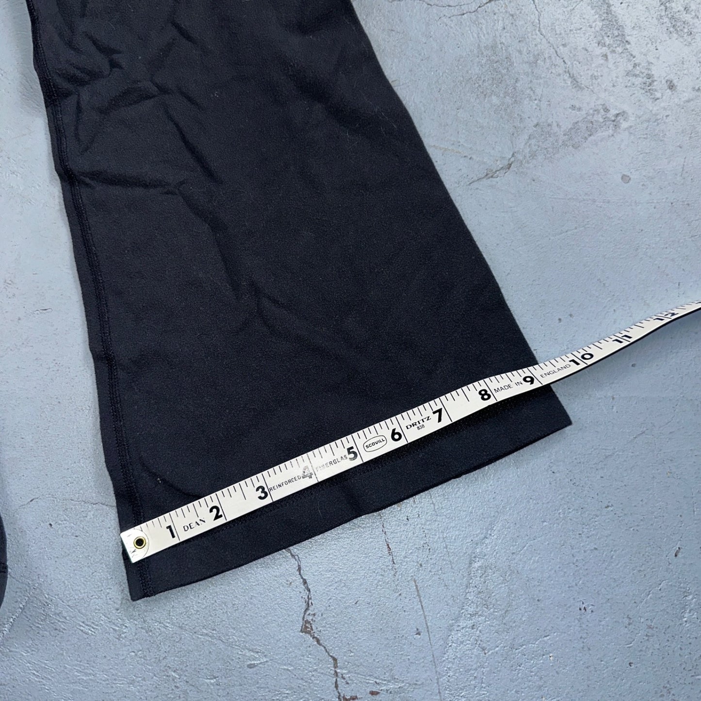 Lululemon Women Black Full Groove Flared Pant Small Yoga Stretch Cute