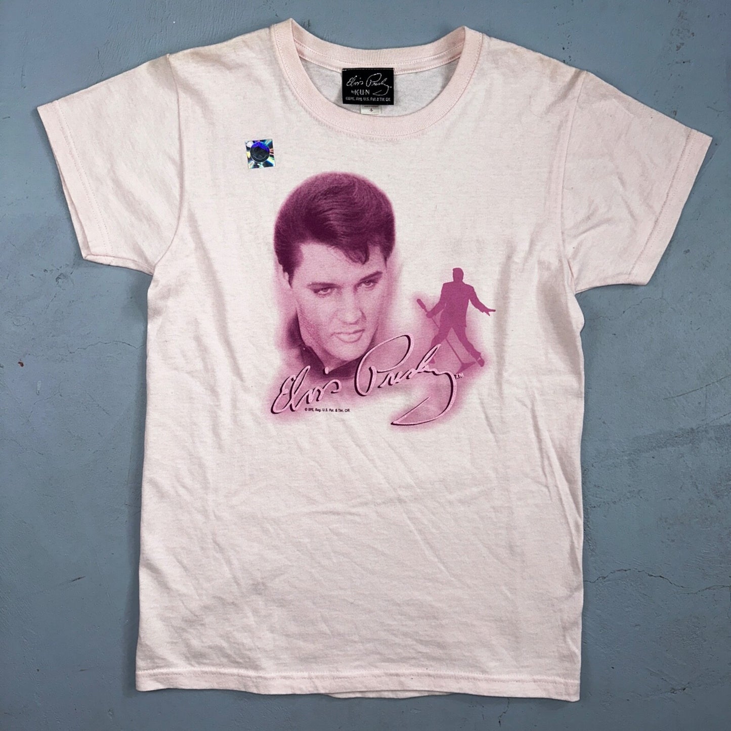 Elvis Presley Y2K Pink Womens S VTG T Shirt Sticker Kun Music Rock N Roll Class