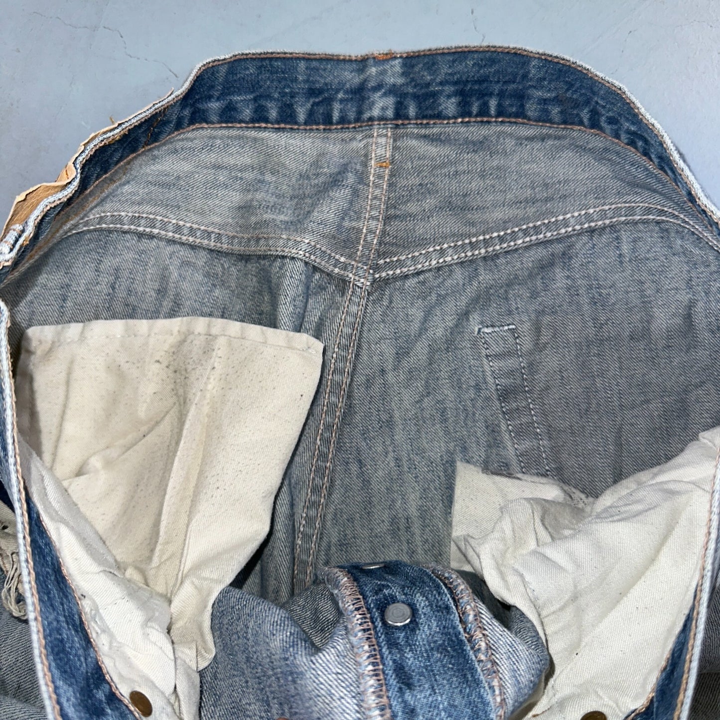 Levis 501 Vintage Y2K XX Straight Leg Jeans Blue Light Wash 38x34 Act 38x32