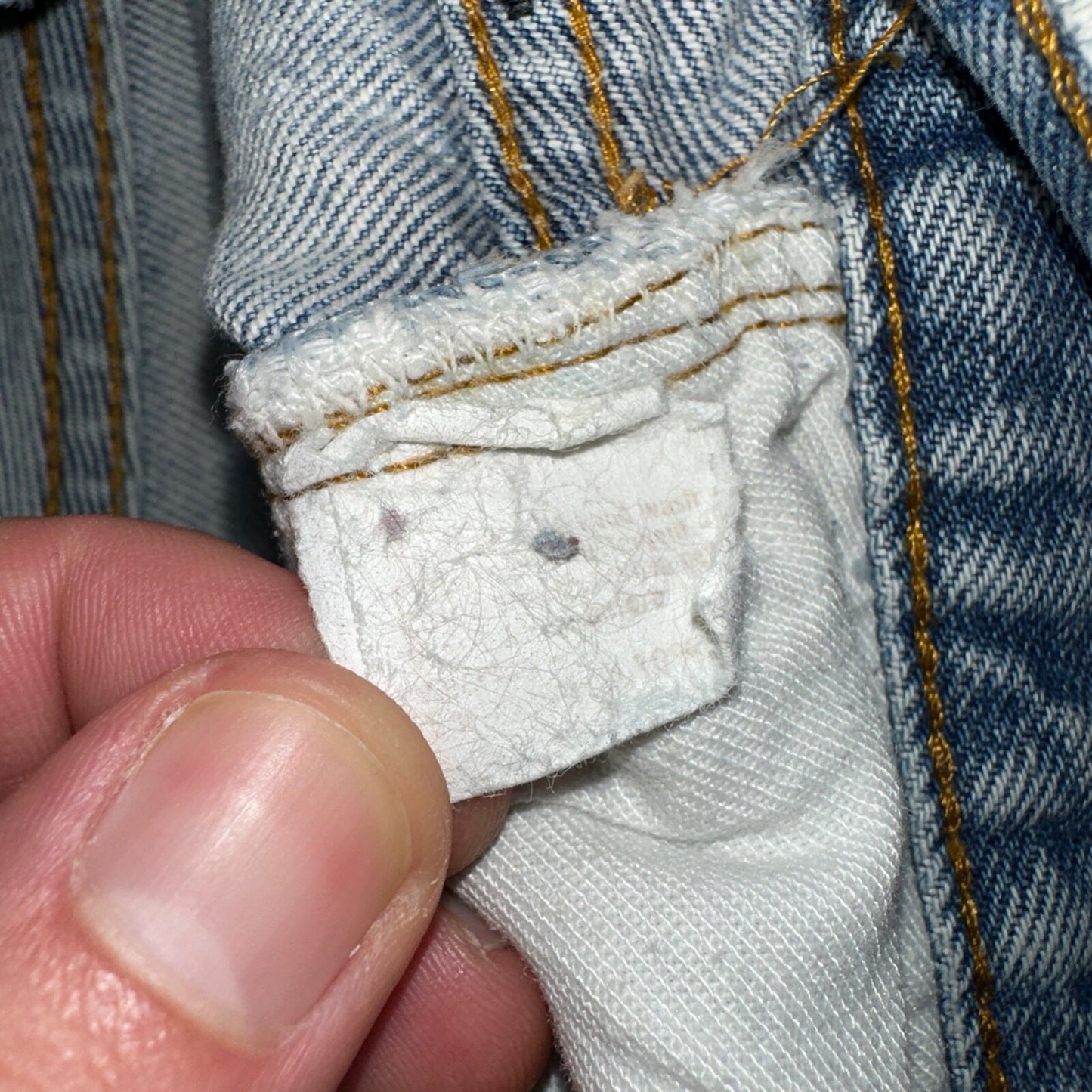 Levis 501 Vintage 80s Redline Selvedge USA XX Jeans Light Wash 66 Act 27x31