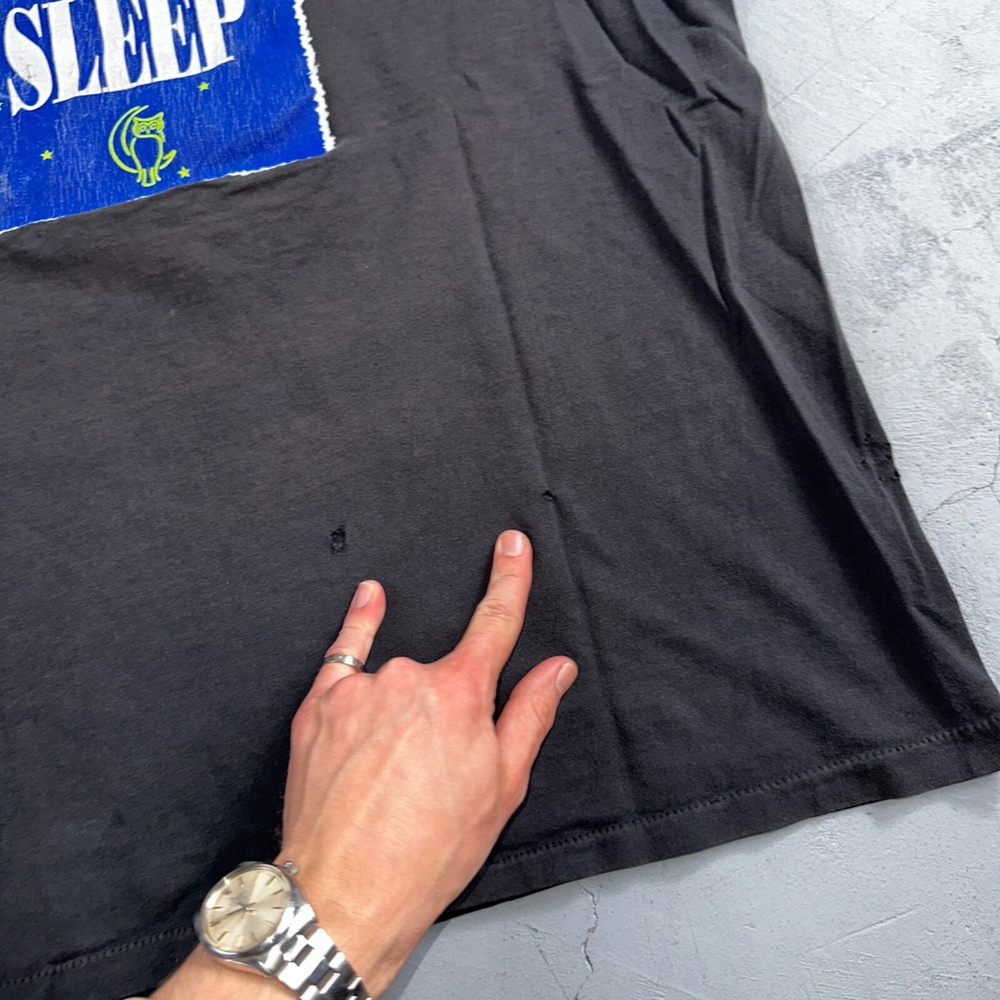 Denneys Til Dawn 90s VTG T Shirt Funny Owl Life Too Short Sleep Joke Text Faded