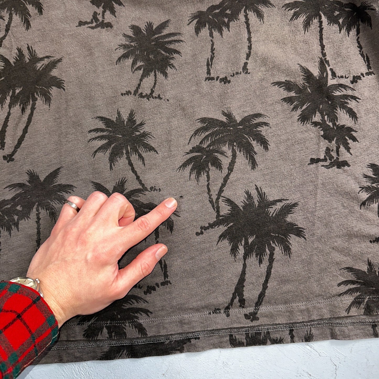 J CREW Polo Shirt Mens Large Gray Short Sleeve Pocket Tropical Palm Trees