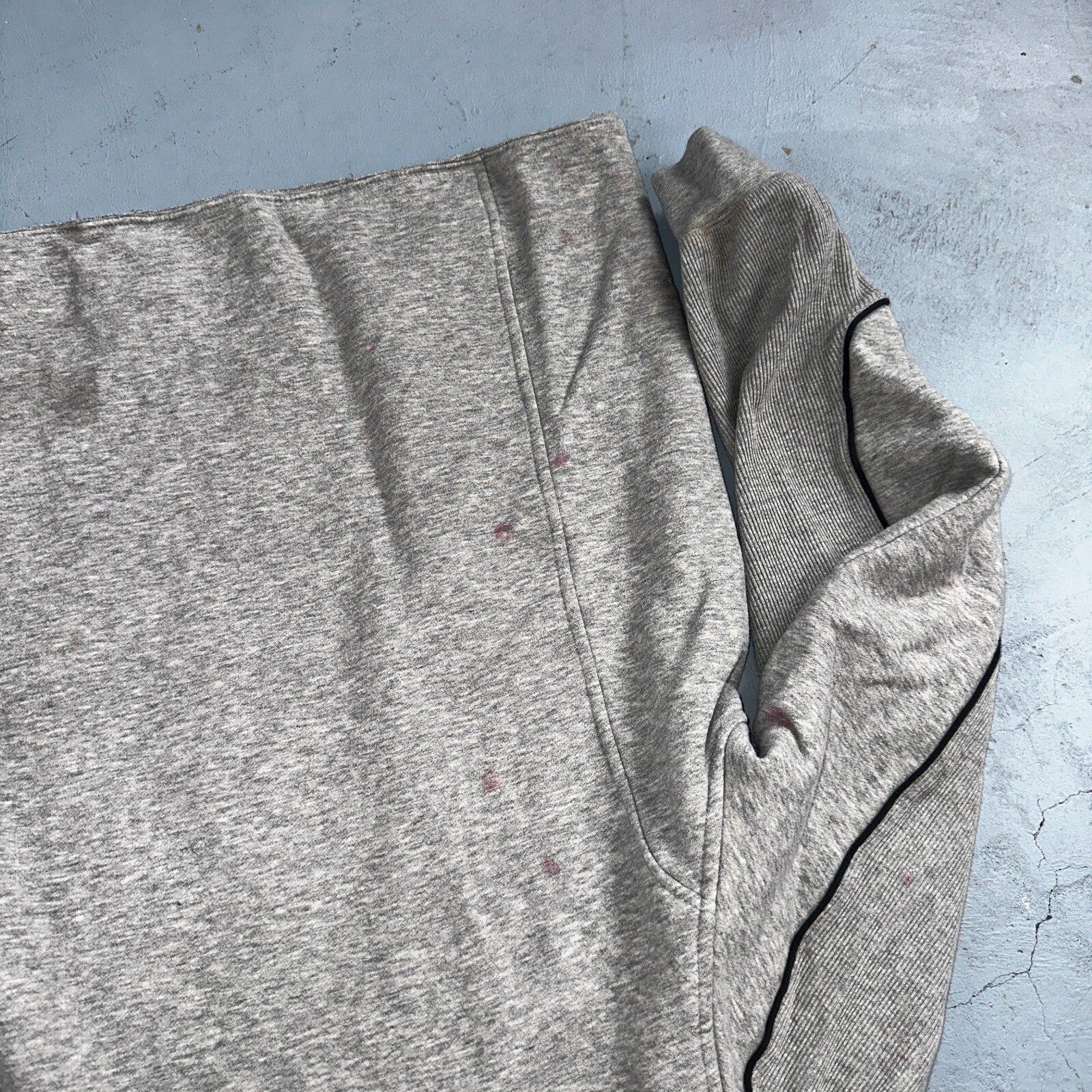 Nike 2XL Silver Tag Sweatshirt 90s VTG Crewneck Y2K Speed Stained Air Max Promo