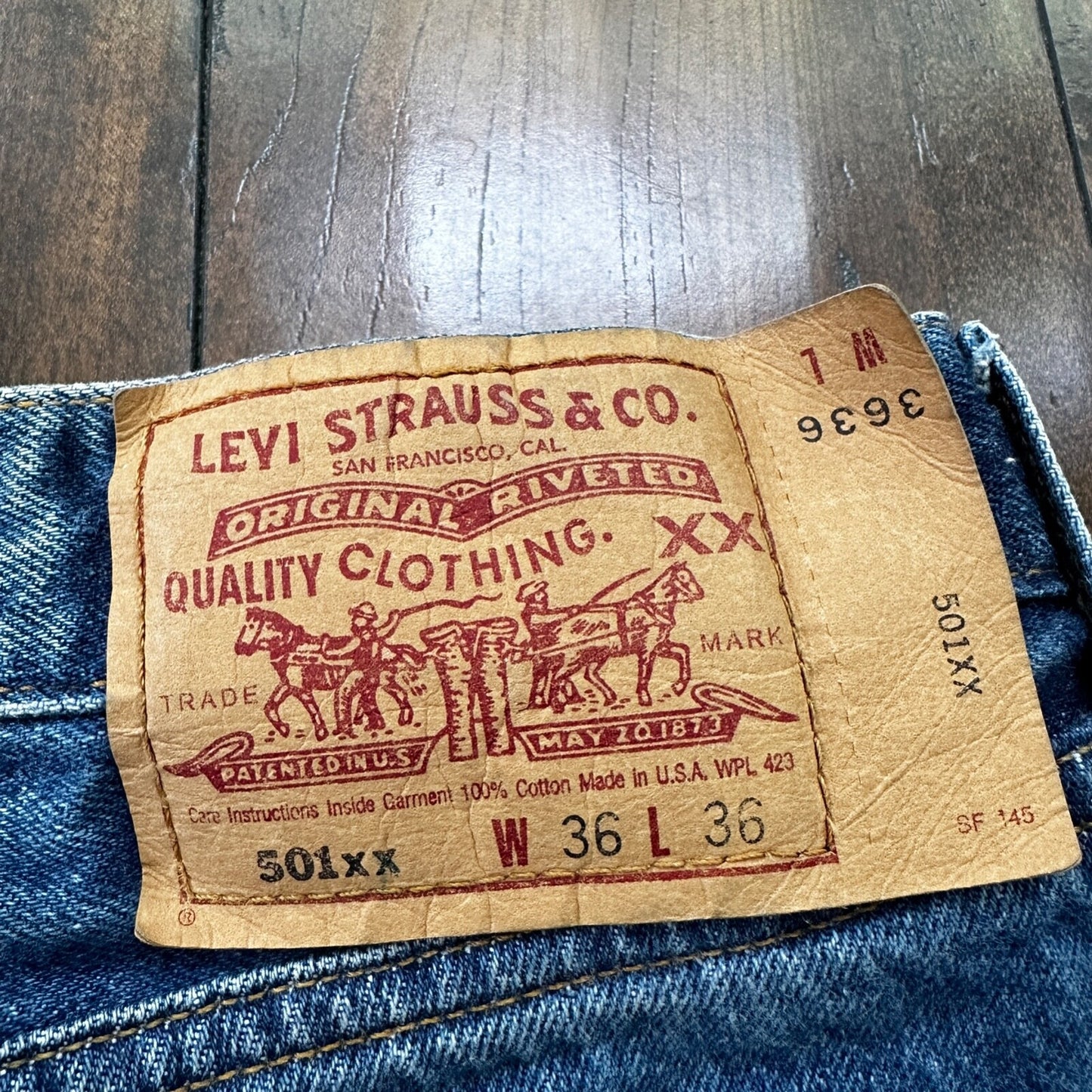 VTG 90s Levis 501 Button Fly 36x36 USA Tag Jeans Straight Wash Blue XX Act 32x31