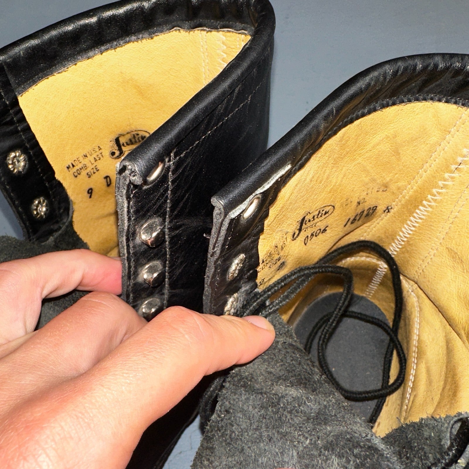 Vintage Justin Black Leather Roper Boots USA 9D Lace-Up Western Logger 506