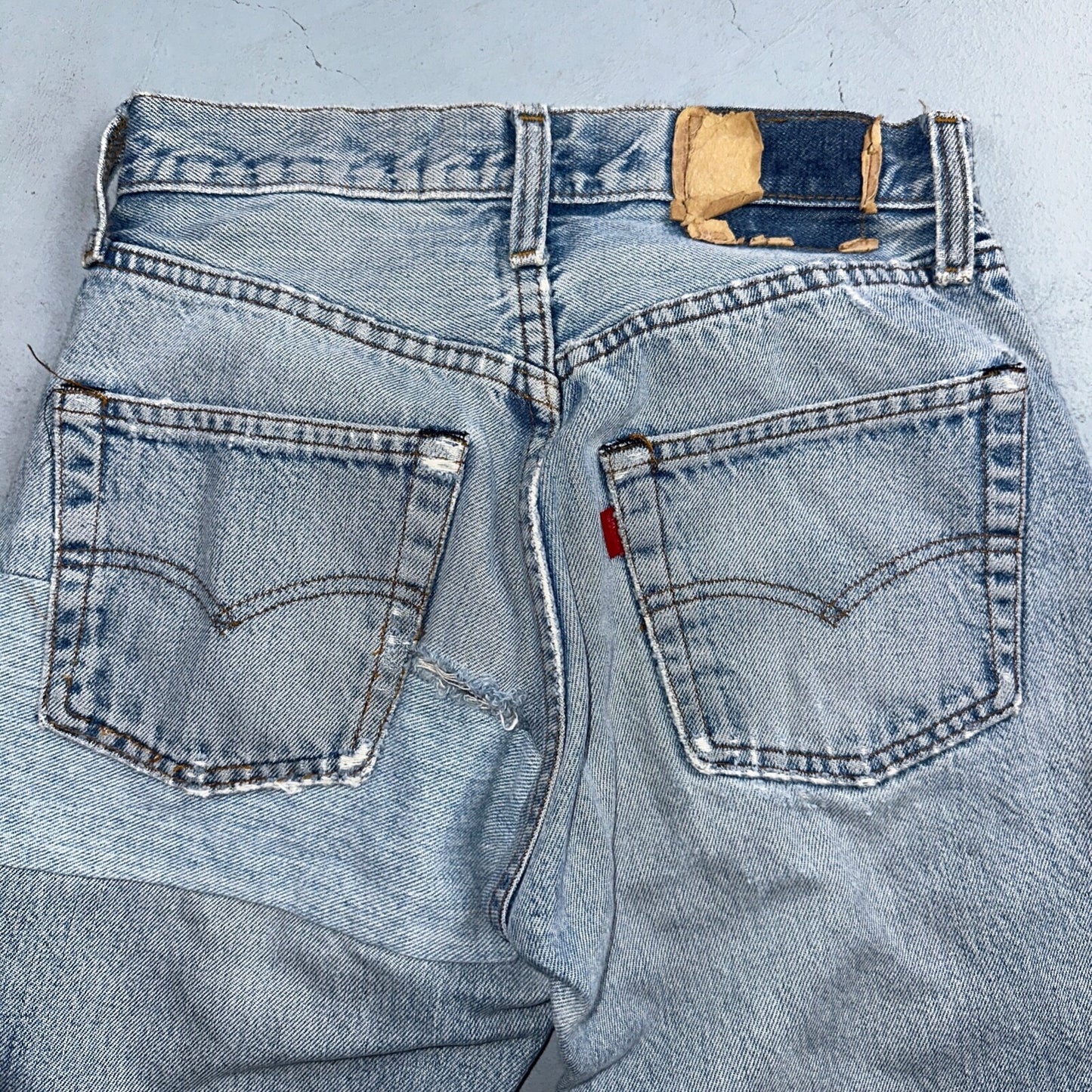 Levis 501 Vintage 80s Redline Selvedge USA XX Jeans Light Wash 524 Act 25x29