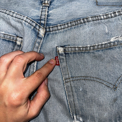 Levis 501 Vintage 80s Redline Selvedge USA XX Jeans Thrashed Light Act 31x29