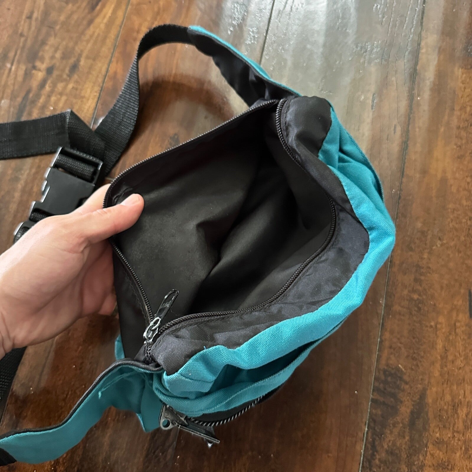 Vtg Large Blue Teal Fanny Waist Bag Pack Minimalistic Side 80s 90s Six Flags