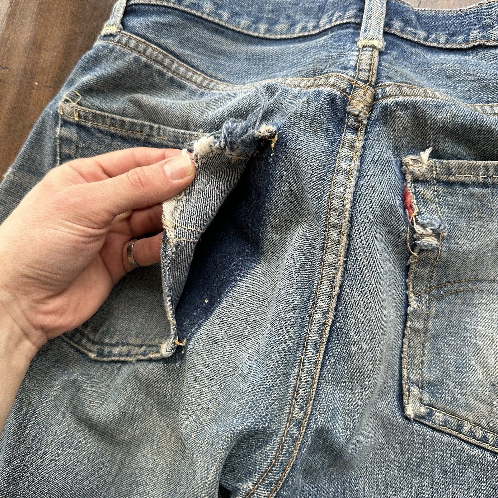 Levis 501 XX Big E True Vintage 60s Redline THRASHED Denim Jeans 1960s 27x26