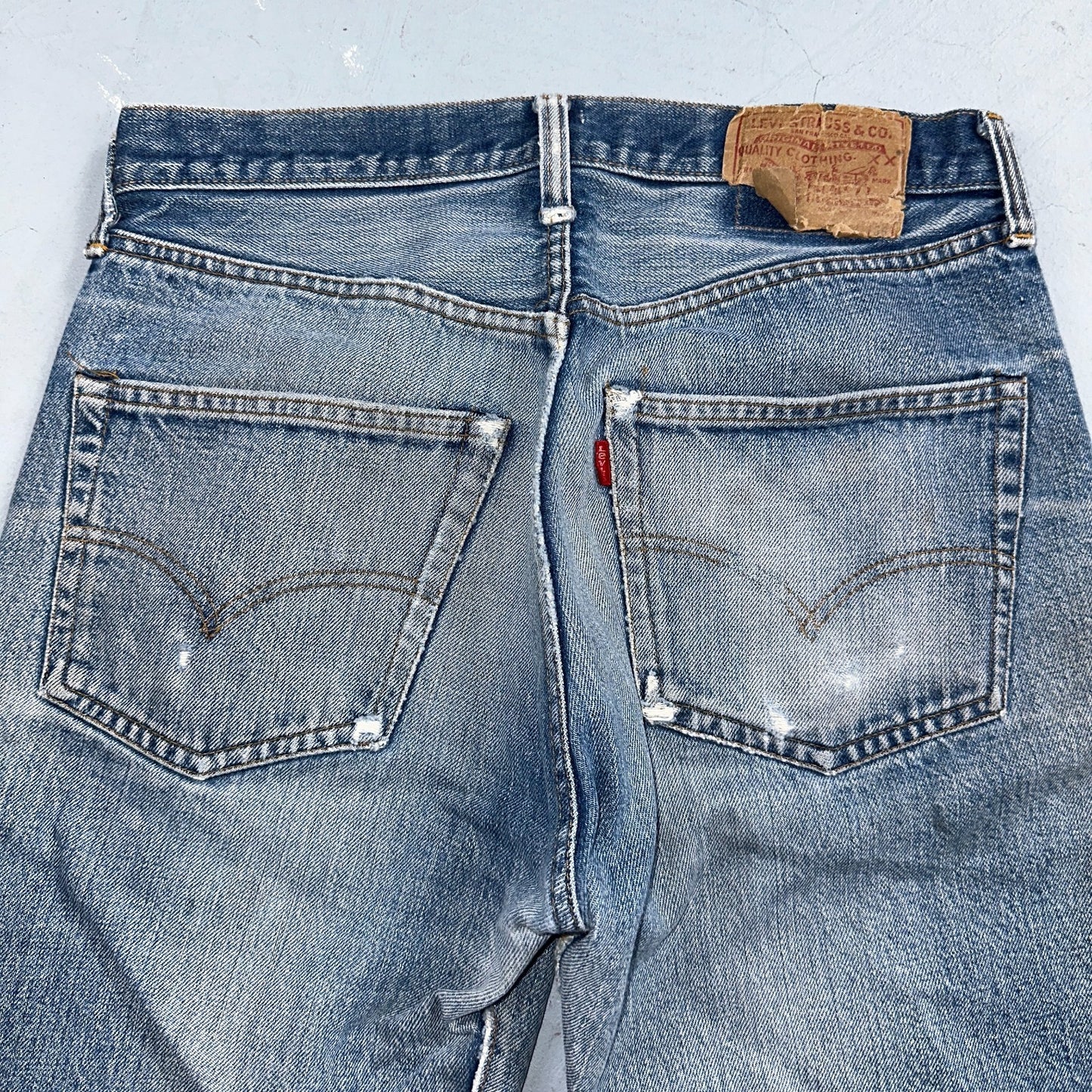 Levis 501 Vintage 80s Redline Selvedge USA XX Jeans Light Wash 32x36 Act 30x31