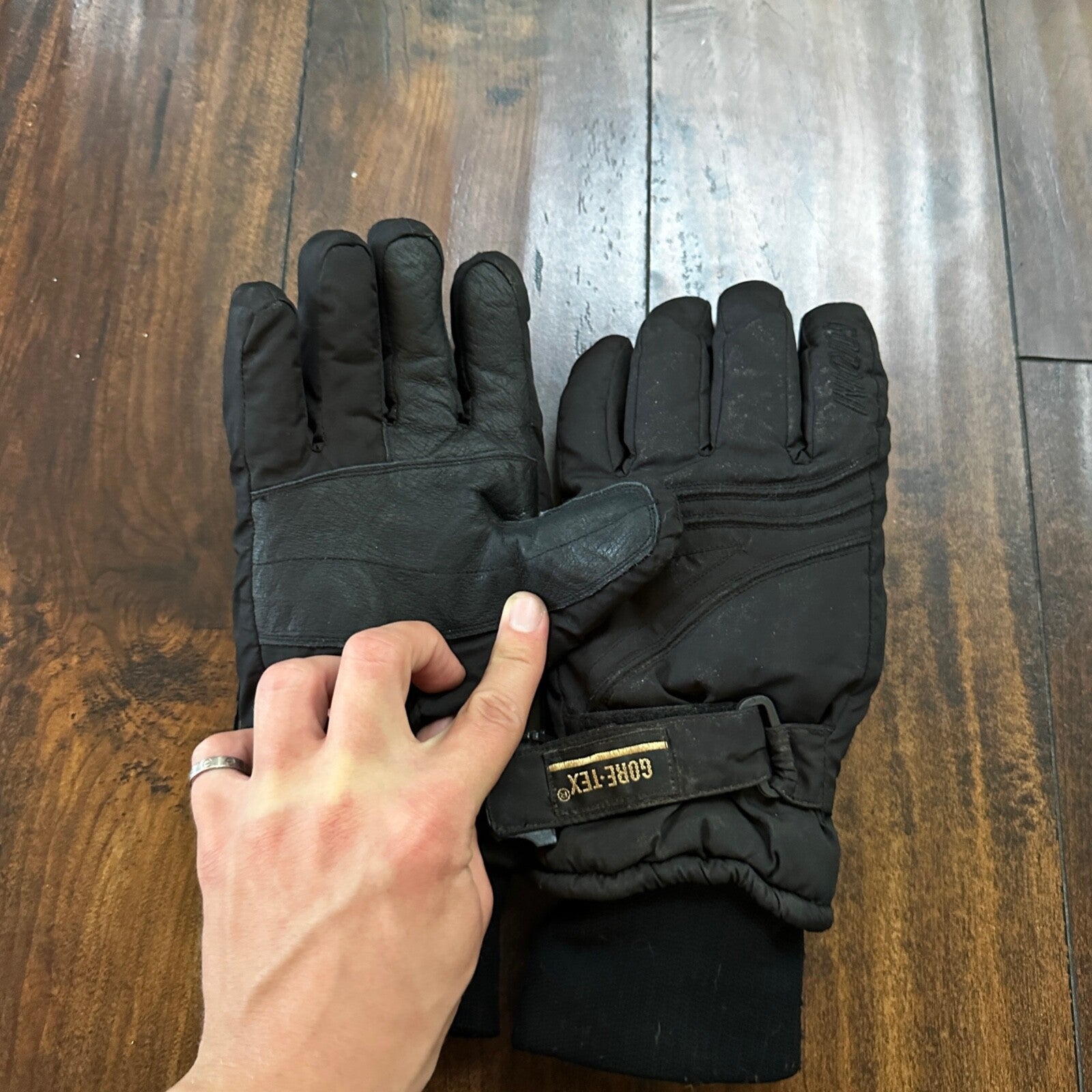 Gordini Winter Gloves Women Size Small Leather Palm Gore-Tex VTG 90s