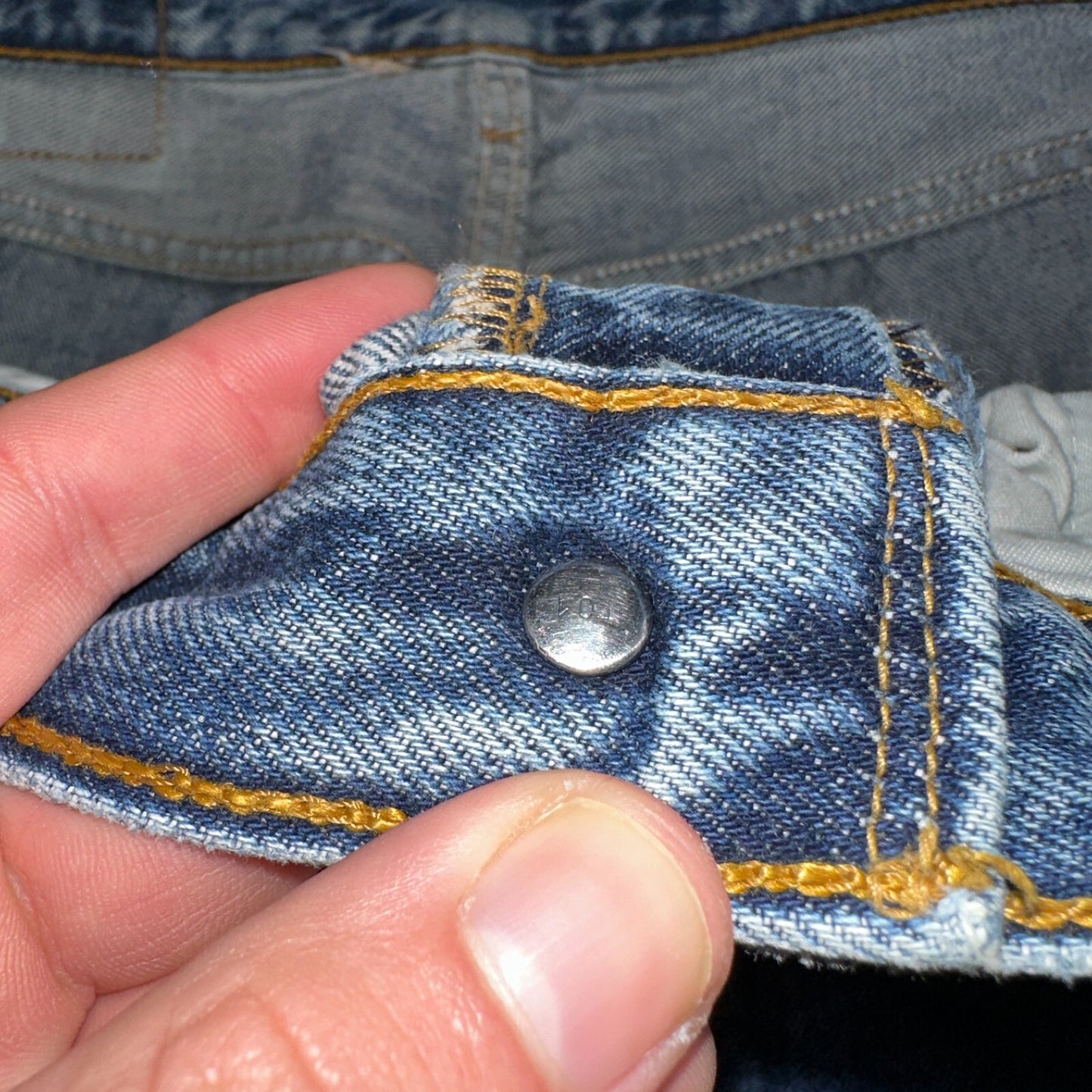 Levis 501 Vintage 90s XX Straight Leg Jeans Y2K Med Wash 33x36 Act 32x34