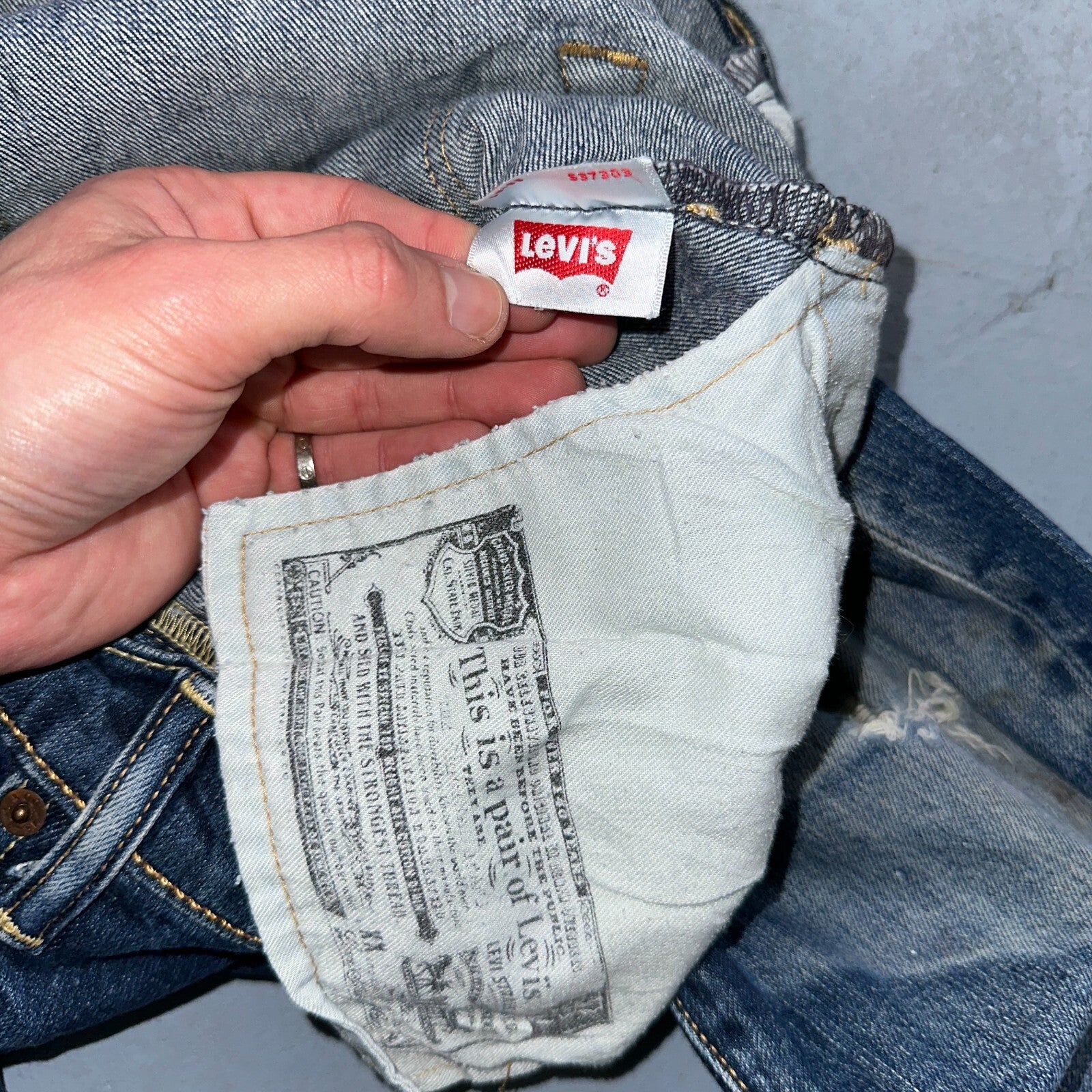 Levis 501 Y2K XX Straight Leg Jeans Blue VTG Whiskers Wash 34x30 Act 34x29