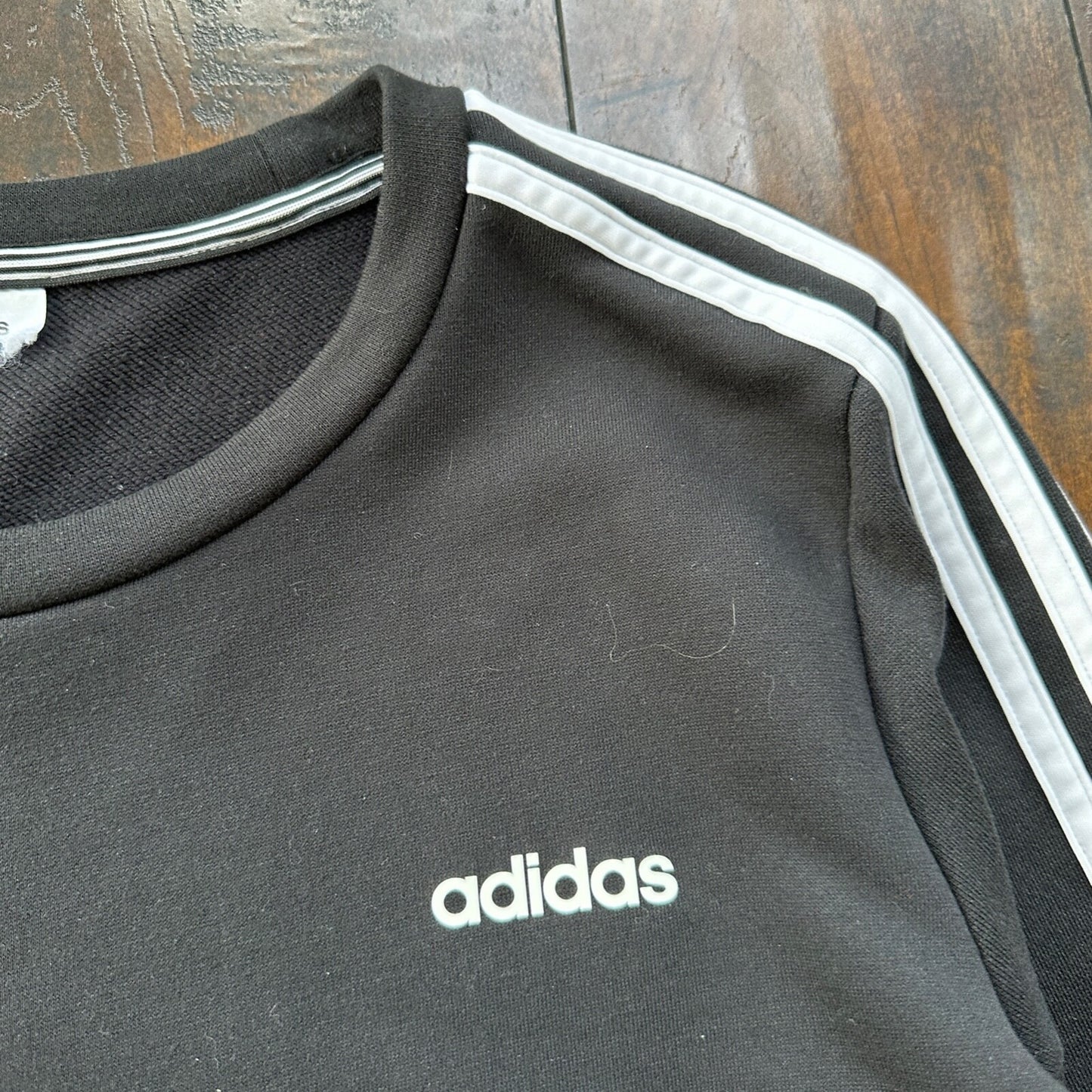 Adidas Women's Black Pullover Sweatshirt Size Medium Stiped Sleeves