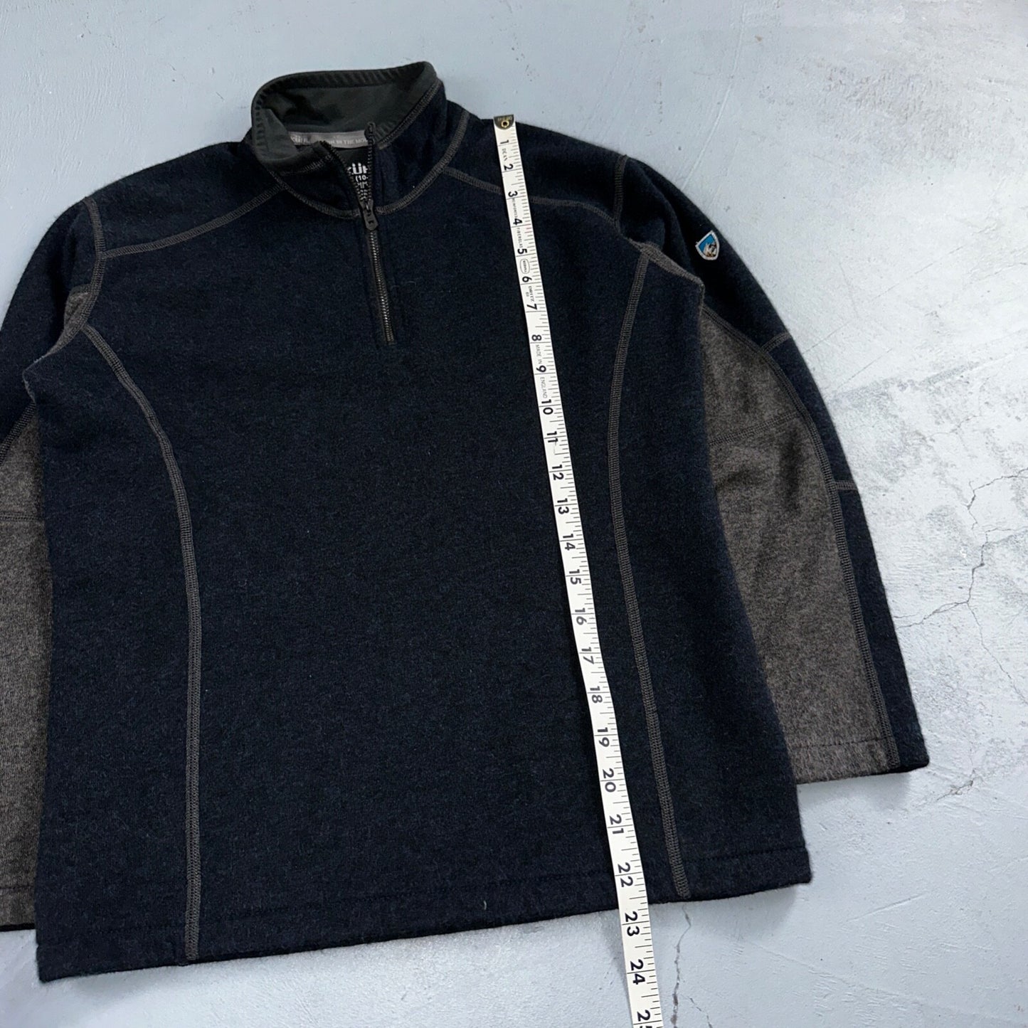 Kuhl Youth Size M (10-12) Navy Gray Kashmira Fleece Pullover Sweater Quarter Zip