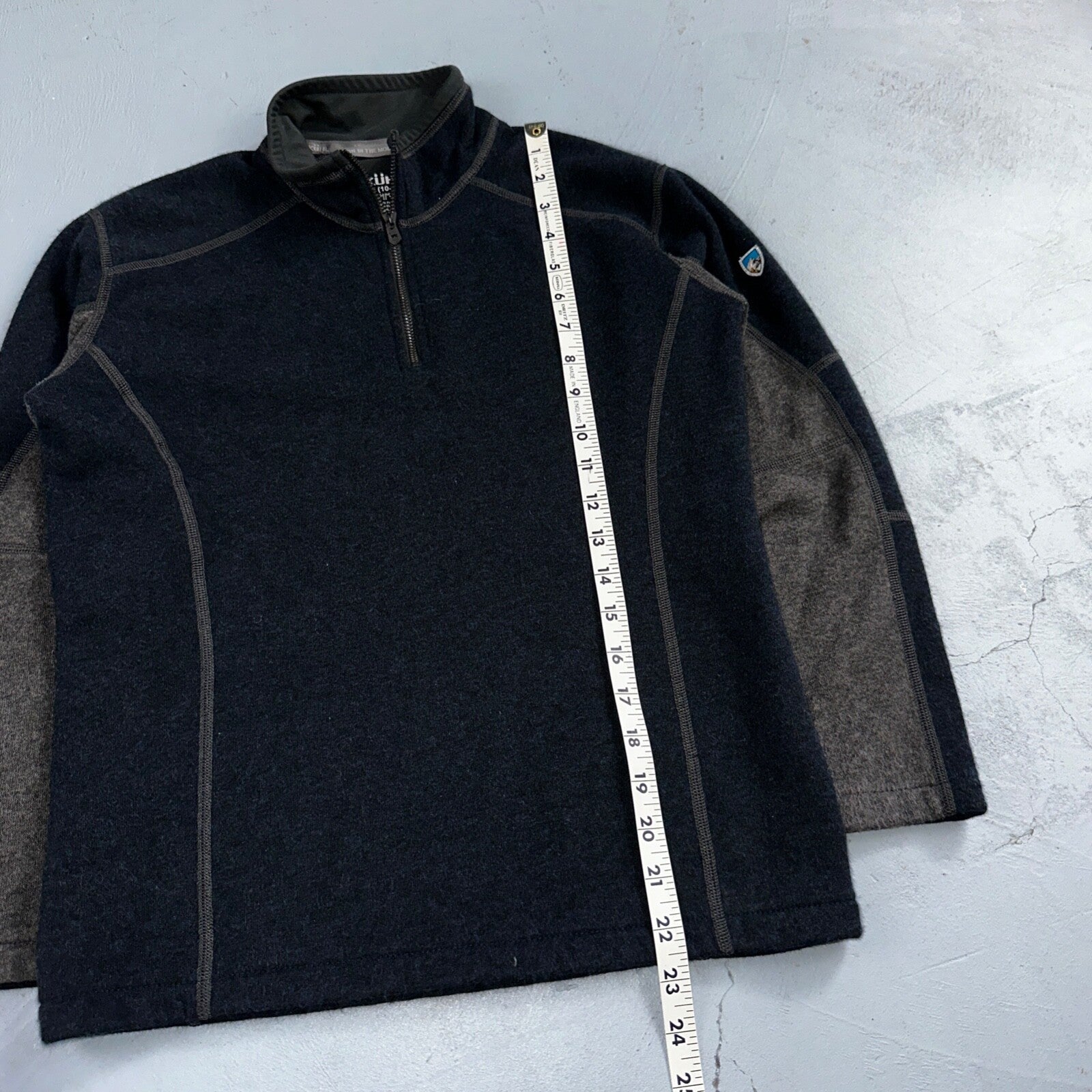 Kuhl Youth Size M (10-12) Navy Gray Kashmira Fleece Pullover Sweater Quarter Zip