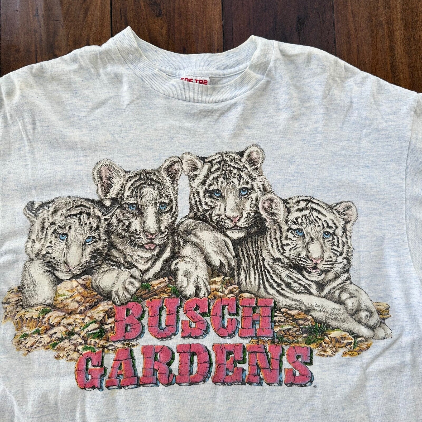 Busch Gardens White Tigers Vintage T Shirt Animals Cats Love Cute Rap Single T