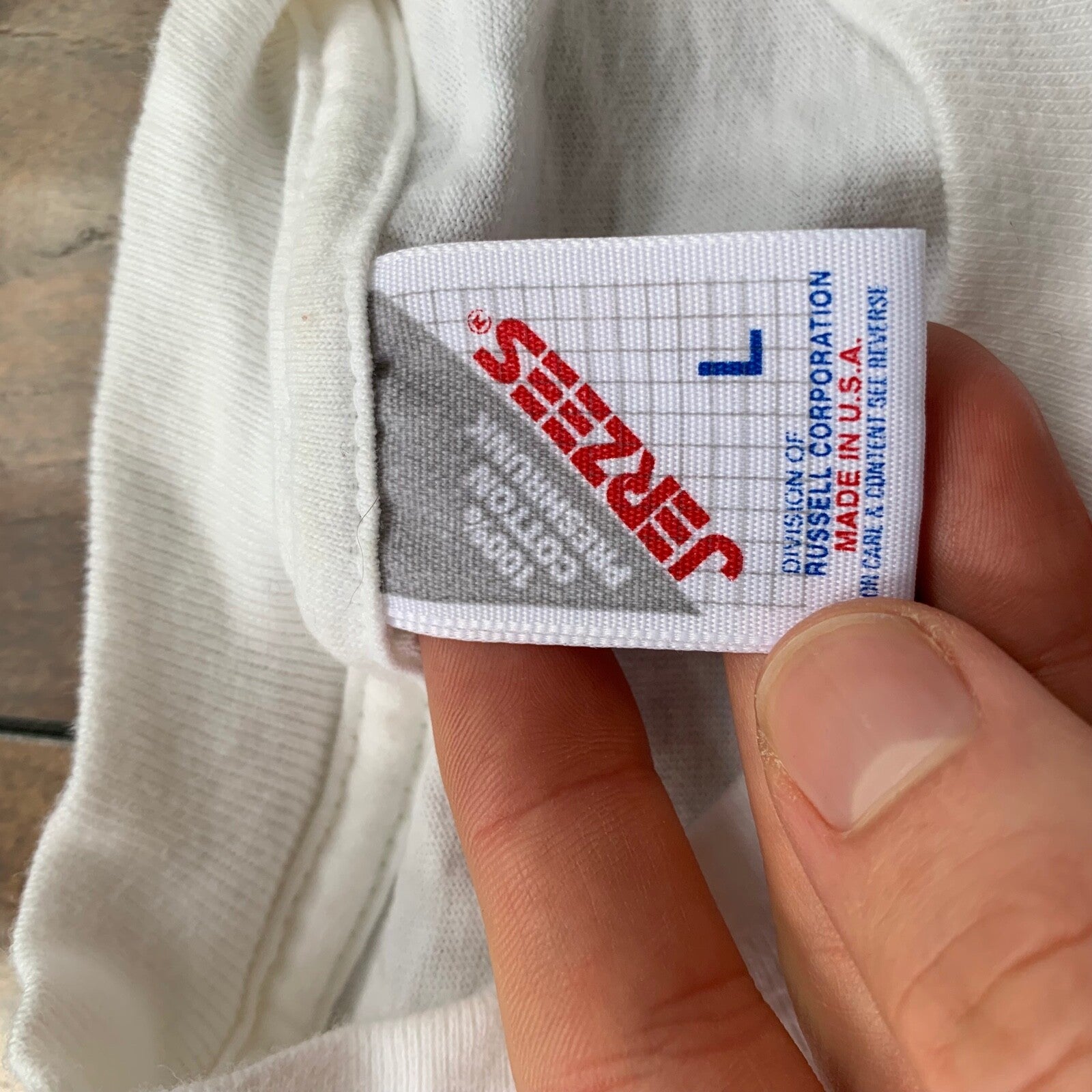 Only Person Knows Whats Going On Vintage T Shirt Humor Funny Adult Rap Quote 