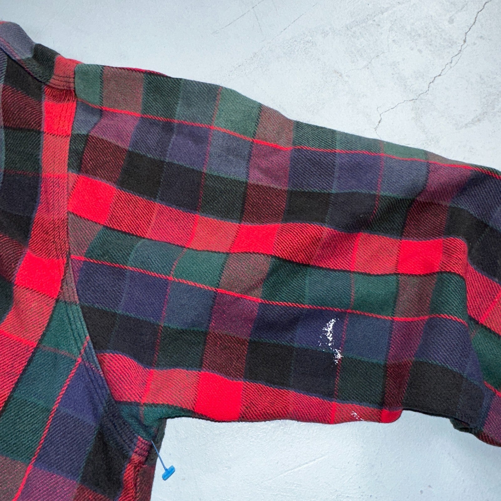 Carhartt Shirt Mens 2XL Red Buffalo Plaid Button Down Long Sleeve Distressed