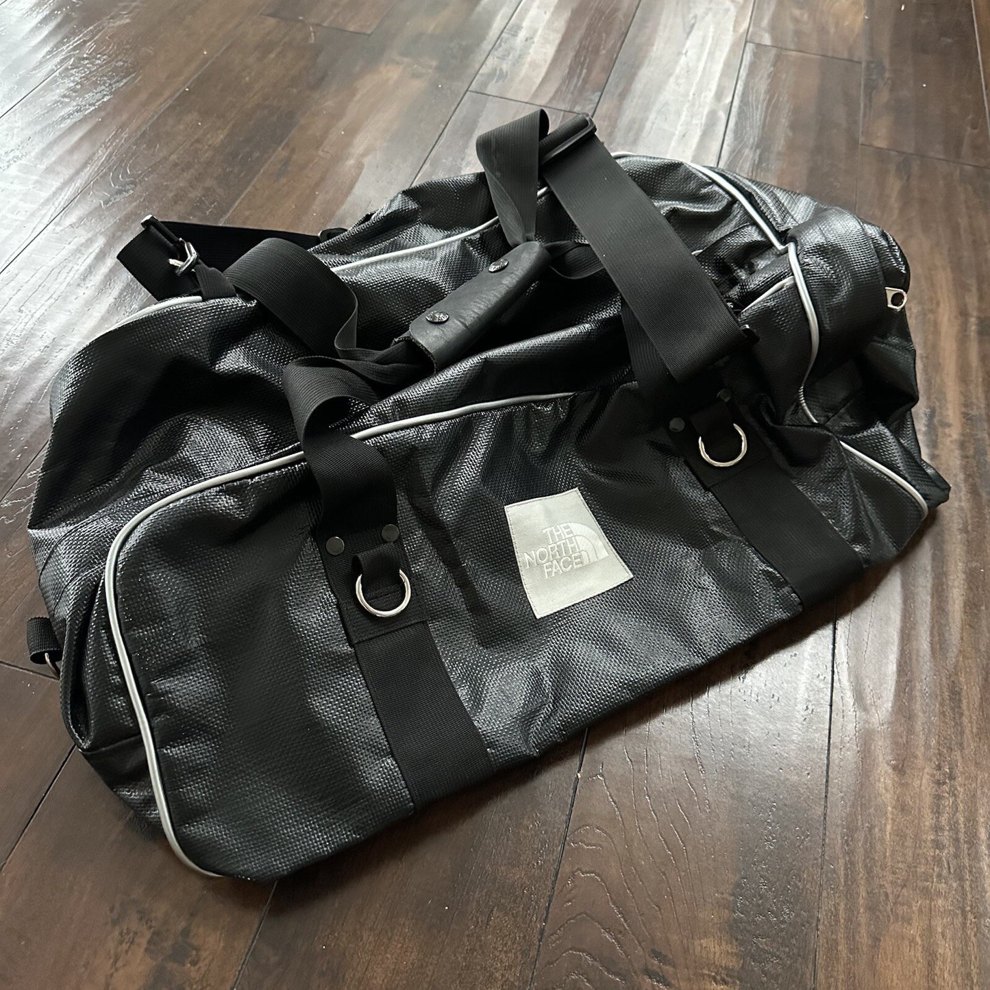 VTG North Face SKI Gear Duffle Gym Bag USA Made Leather Handle Rubber Coated 80s