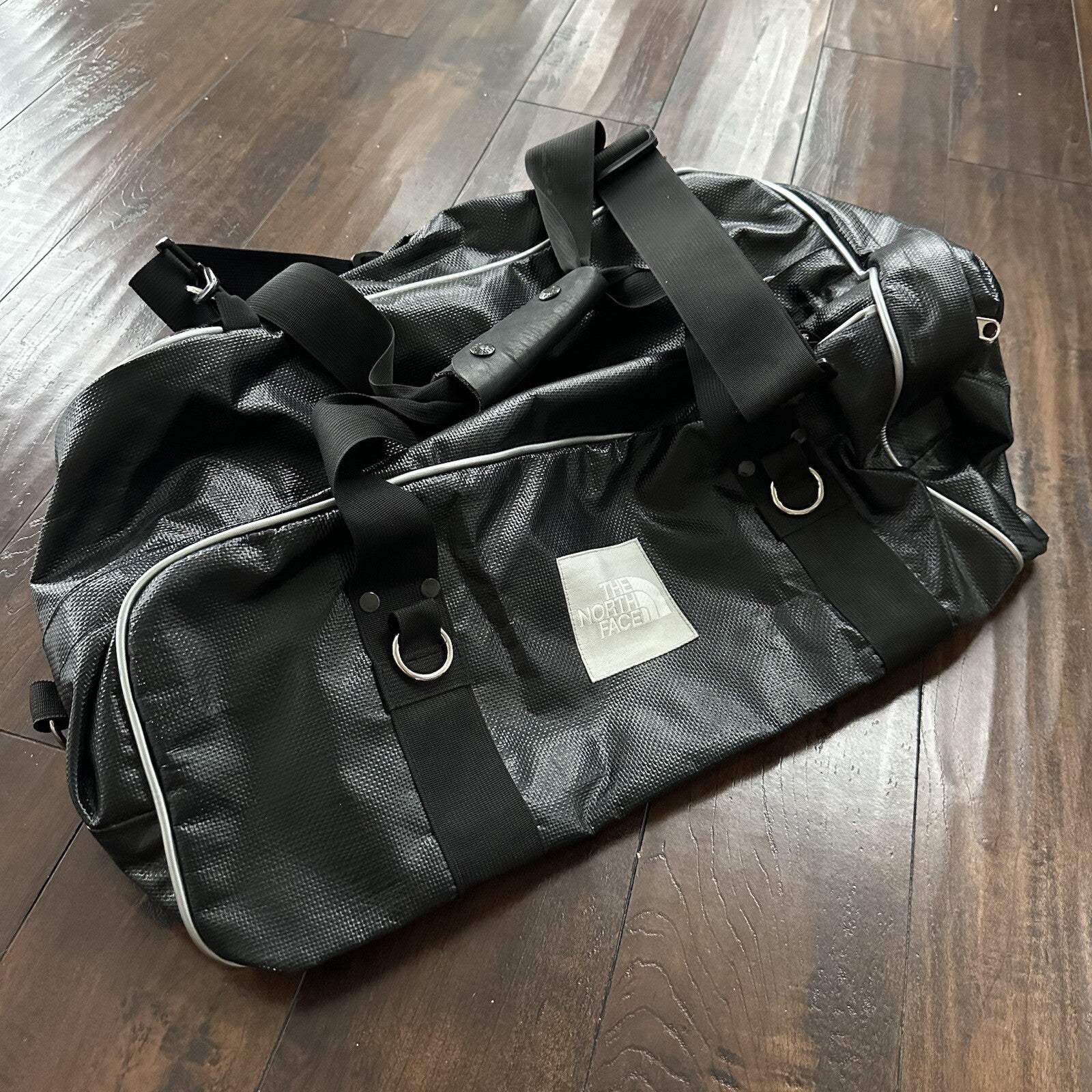 VTG North Face SKI Gear Duffle Gym Bag USA Made Leather Handle Rubber Coated 80s