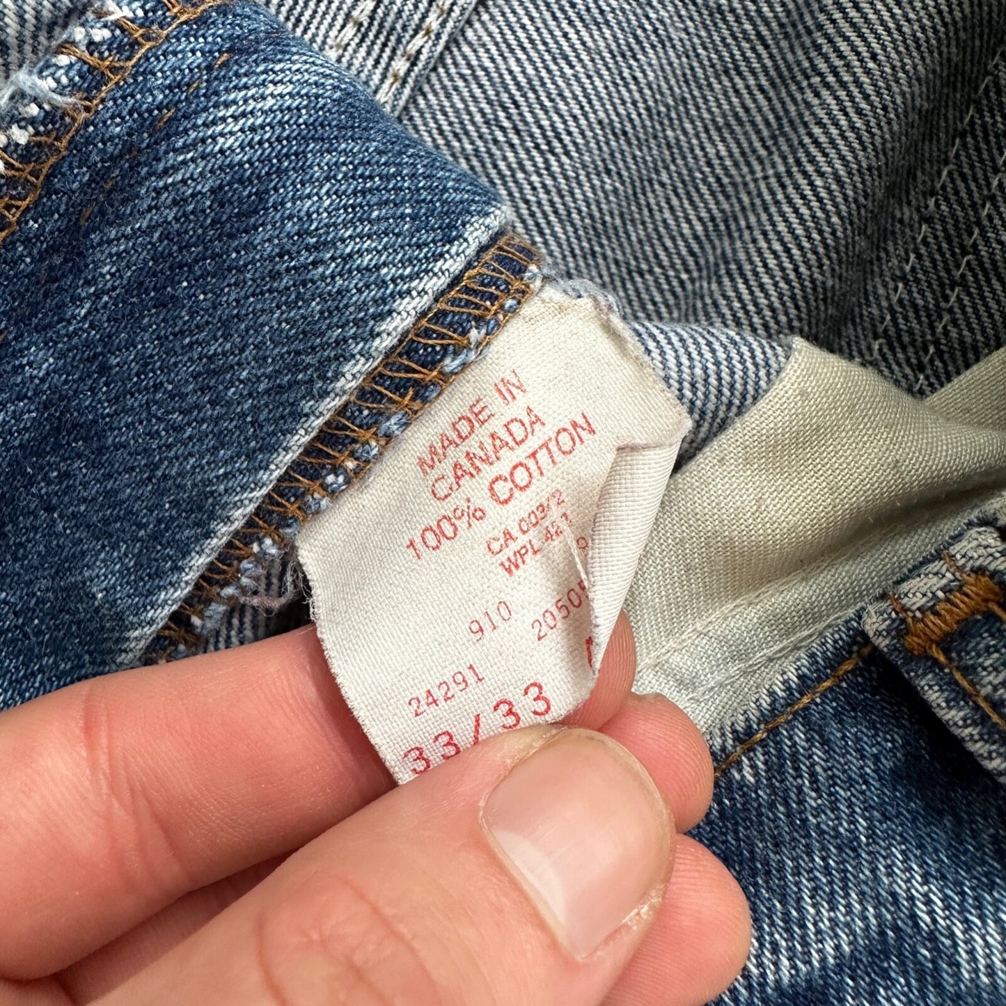 Levis 505 Vintage 90s Straight Leg XX Canada Jeans 33x33 Med Wash 30x27