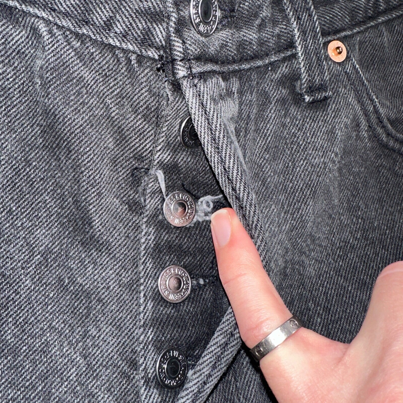 Levis 501 Vintage 90s USA XX Straight Leg Jeans Black Wash 11 Act Altered 27x26