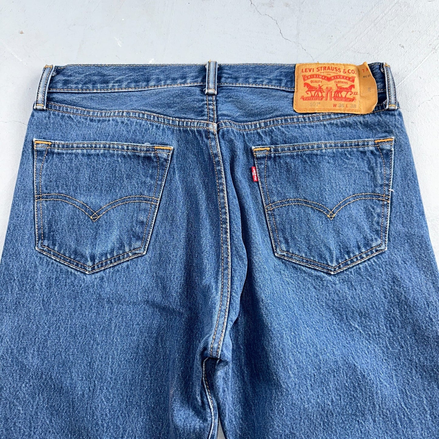 Levis 501 Y2K XX Straight Leg Jeans Blue VTG Med Wash 36x38 Act 33x33
