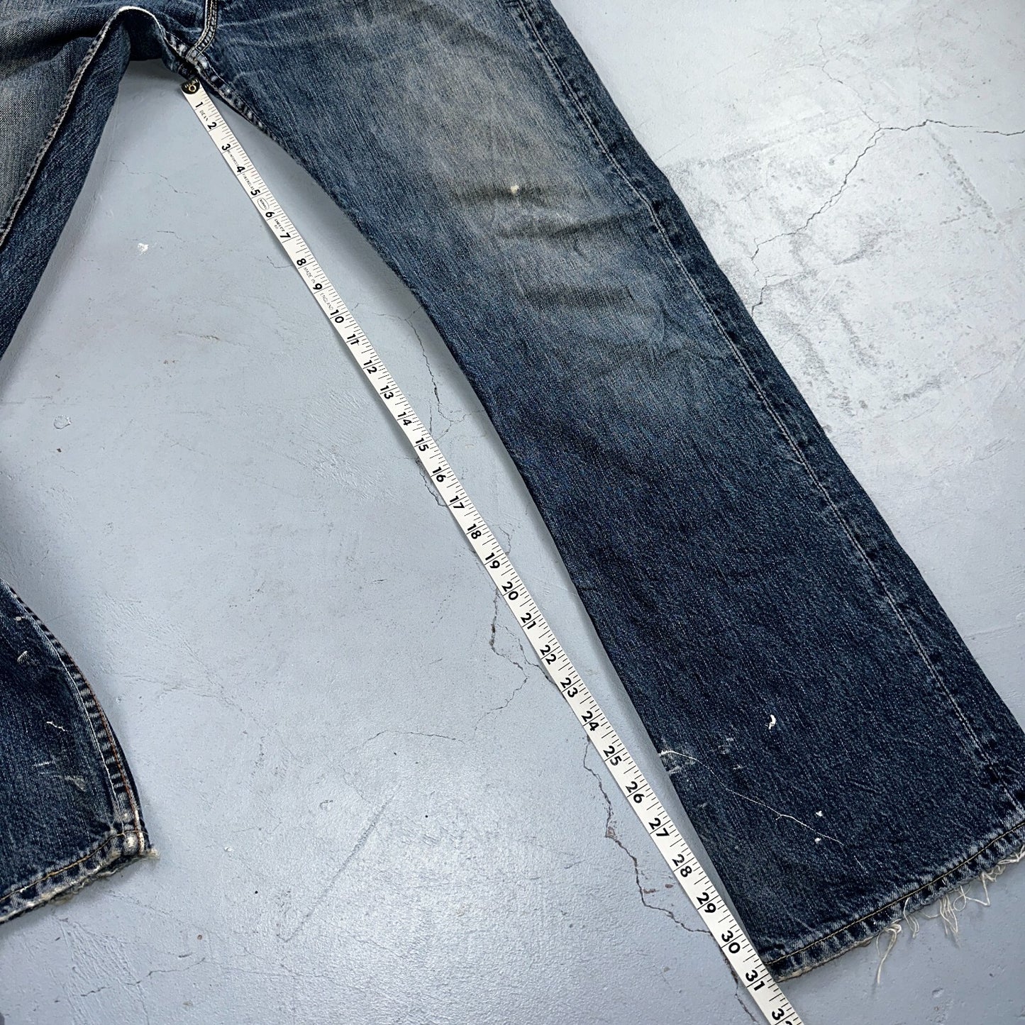 Levis 501 Vintage Y2K XX Straight Leg Jeans Blue Med Wash 33x32 Act 32x31