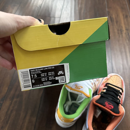 Nike Size 7.5 SB Dunk Low QS Pro Street Hawker - CV1628-800 - Worn Once