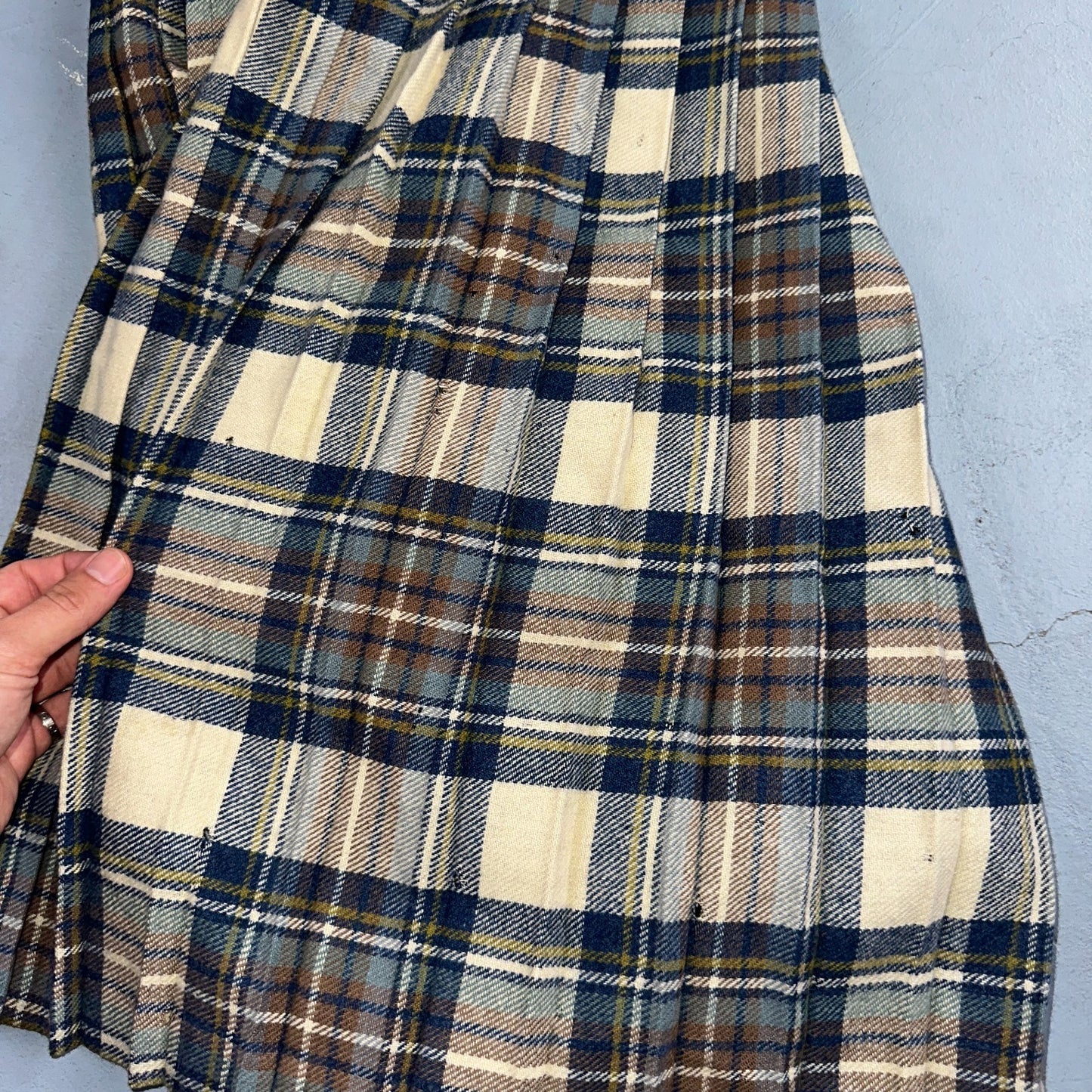 Vintage O'Neill of Dublin 100% Wool Tartan Skirt Size 14 Made in Ireland Pleated